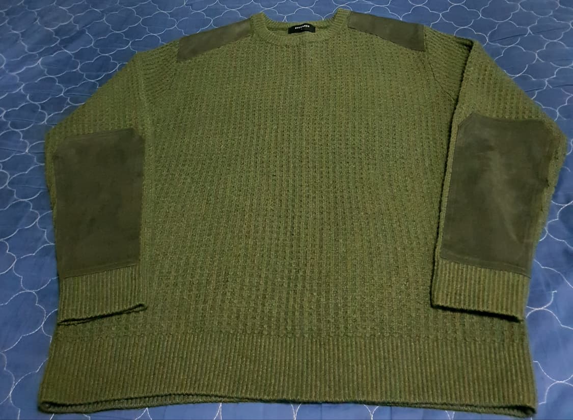 버커루 와플 스웨이드 배색 라운드넥 니트 카키 (100) 상품이미지1