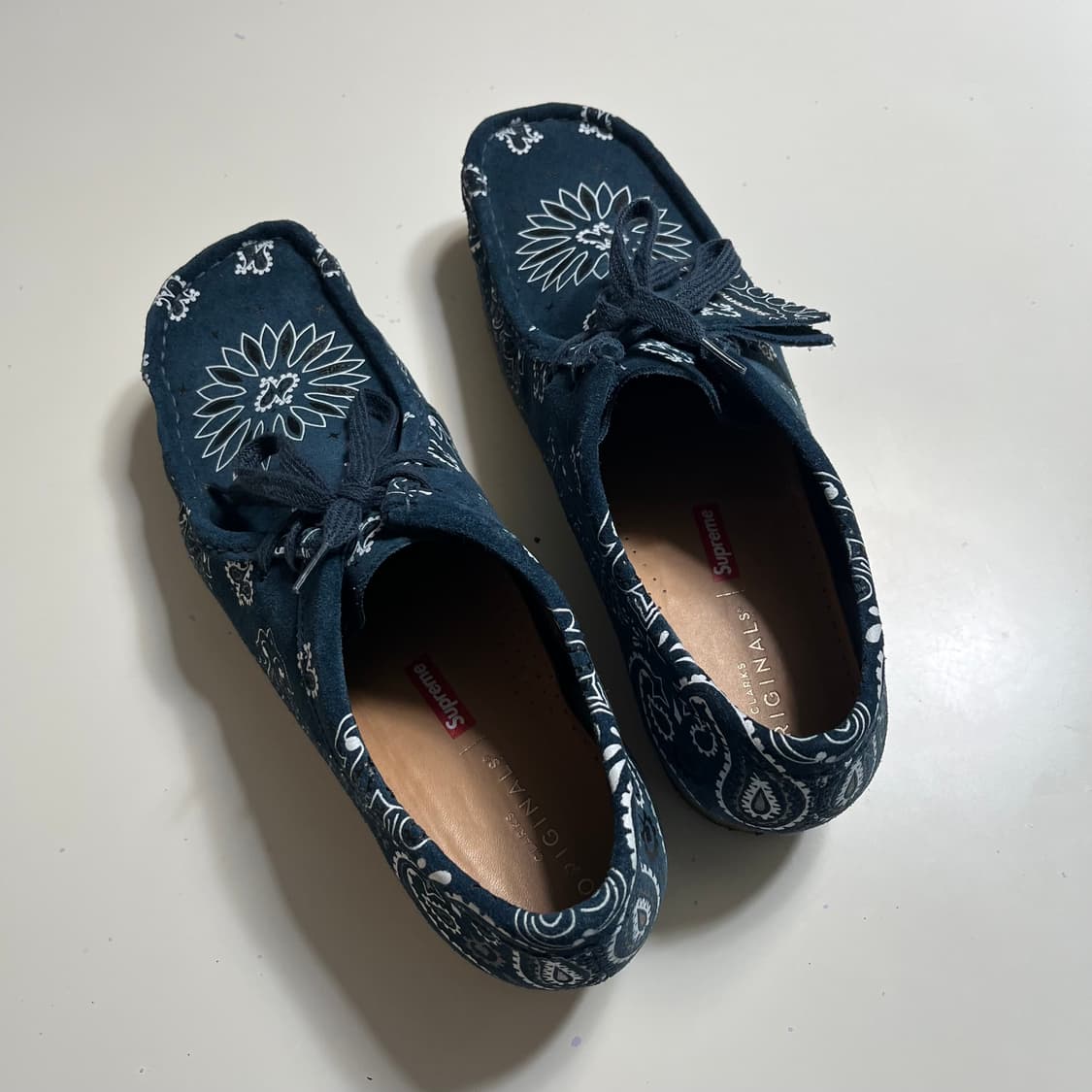 클락스 x 슈프림 왈라비 반다나 네이비 상품이미지4