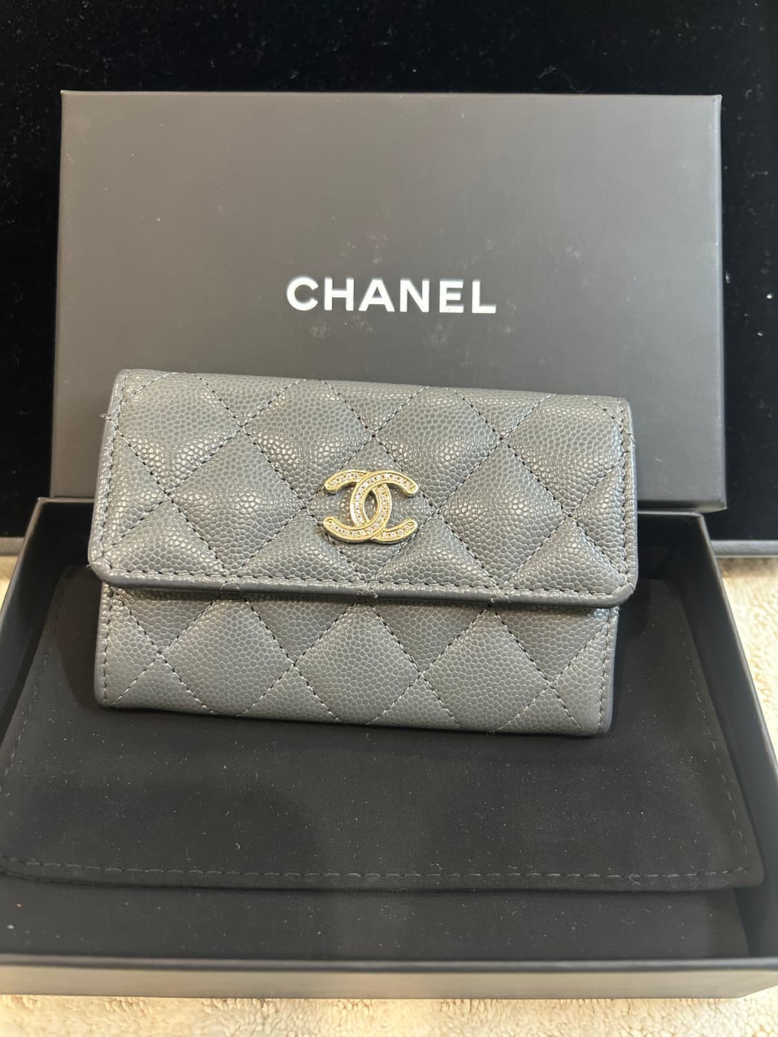 [정품/중고] 샤넬 클래식 카드지갑 상품이미지3