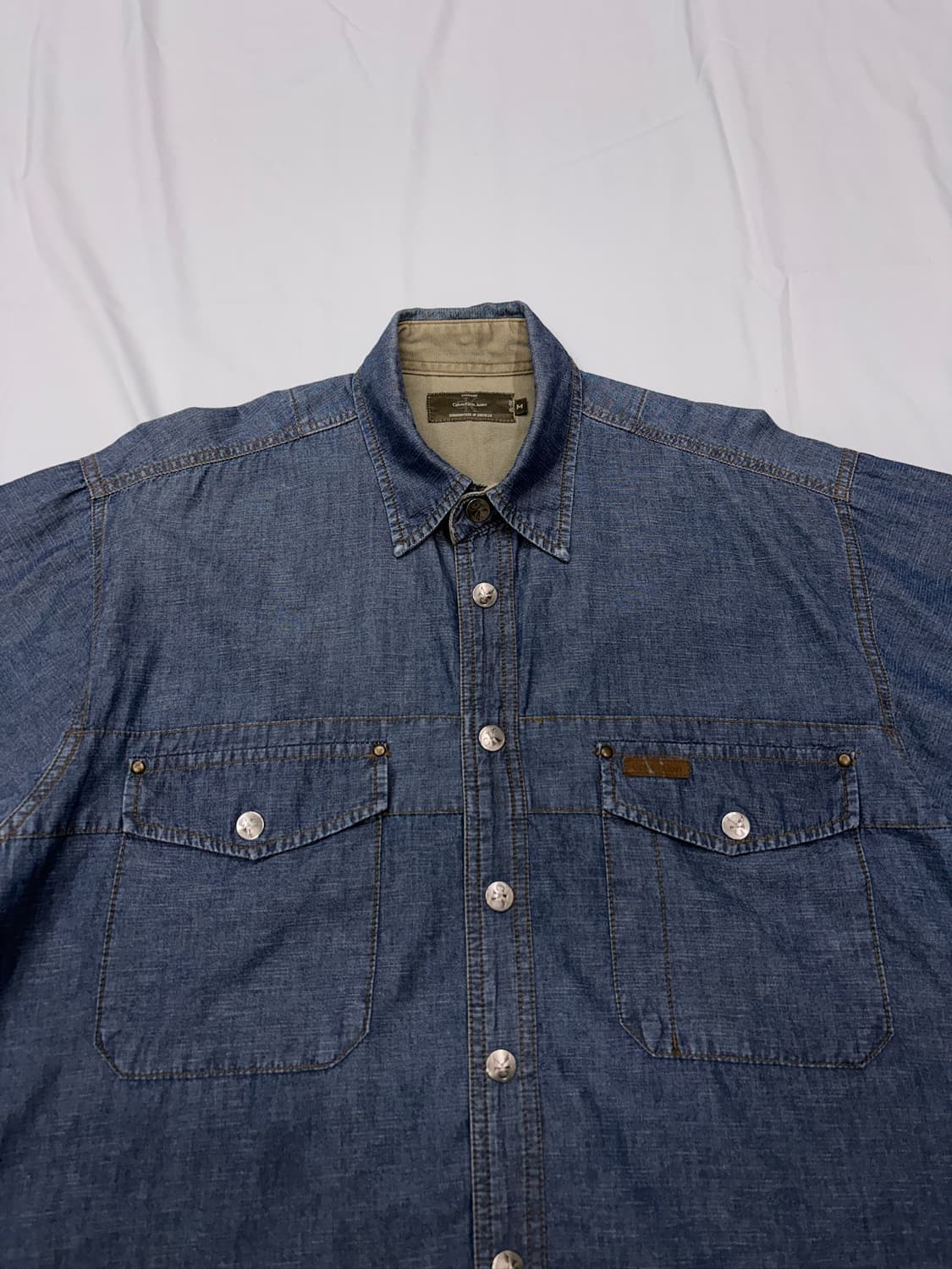 캘빈클라인 진스 샴브레이 데님 반팔 셔츠 상품이미지3