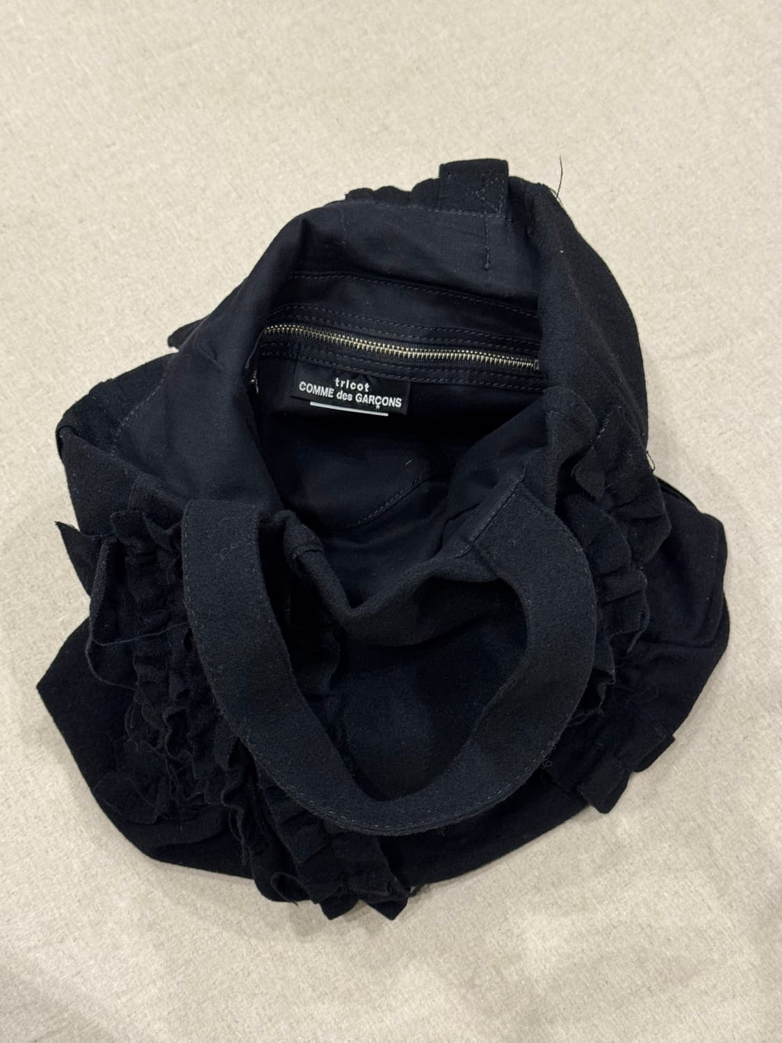 꼼데가르송 울 프릴 토트백 상품이미지6