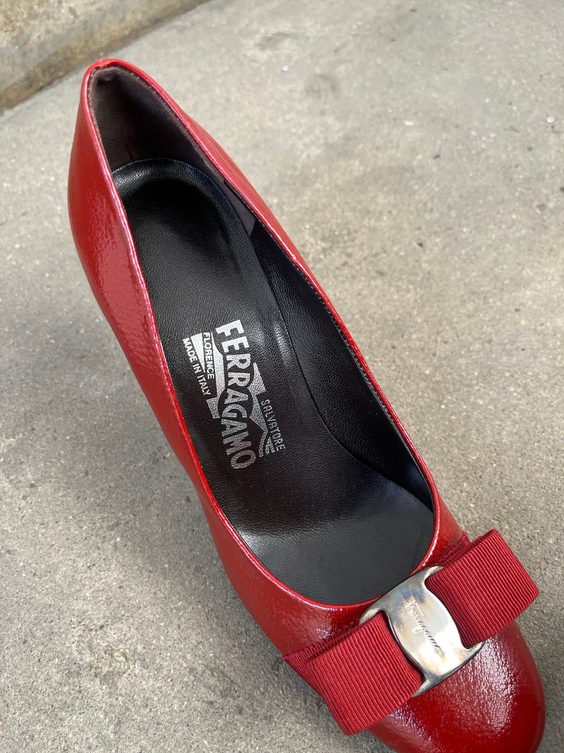 Salvatore Ferragamo 레드컬러 펌프스 힐 상품이미지2