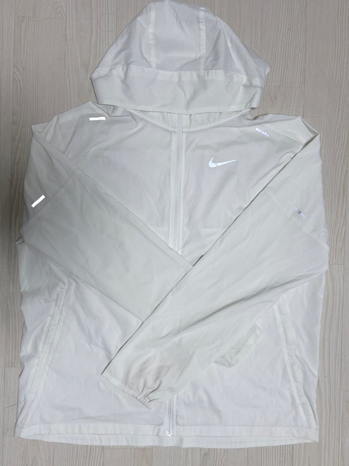 나이키 윈드러너 러닝자켓 화이트 상품이미지1