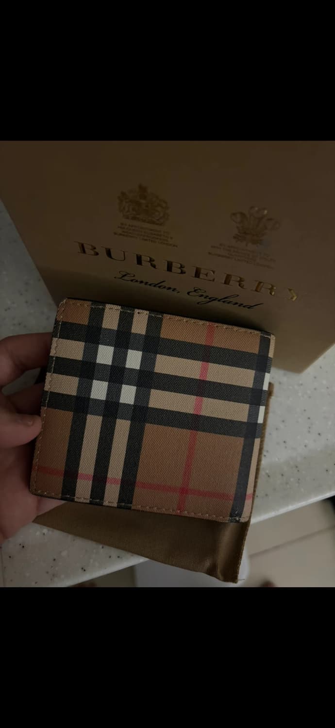 버버리 지갑 남성 상품이미지1