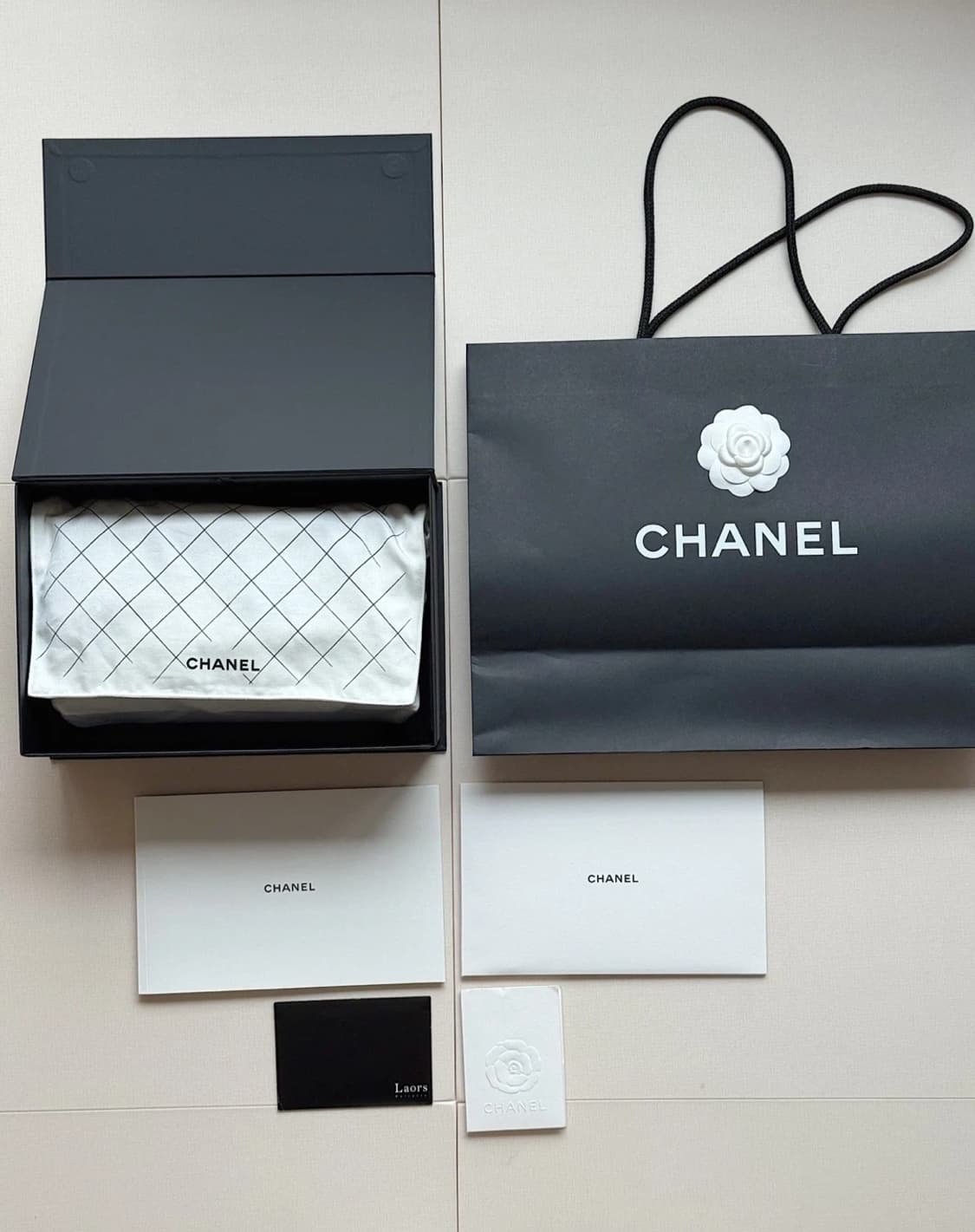 (정품)샤넬 클래식 미듐 캐비어  상품이미지4