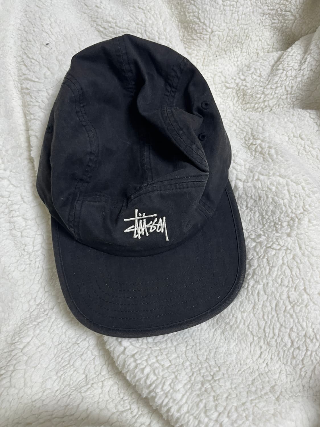 스투시 캠프캡 블랙 상품이미지1