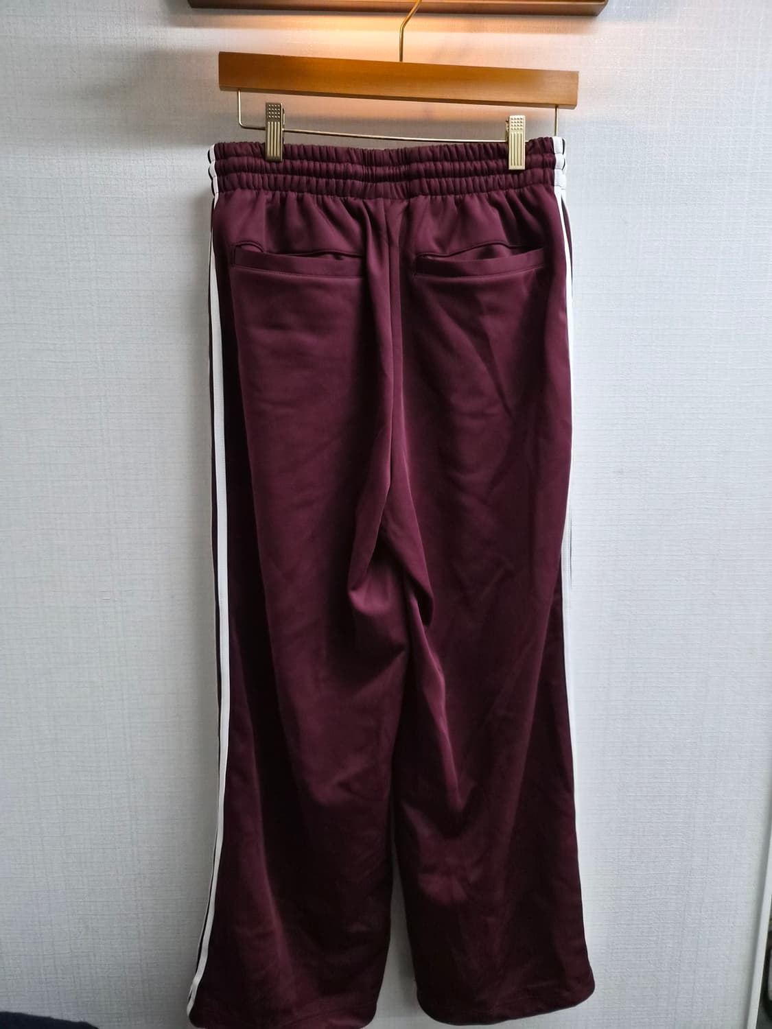 M) 필루미네이트 오버핏 버건디 트레이닝 팬츠 팝니다 상품이미지2