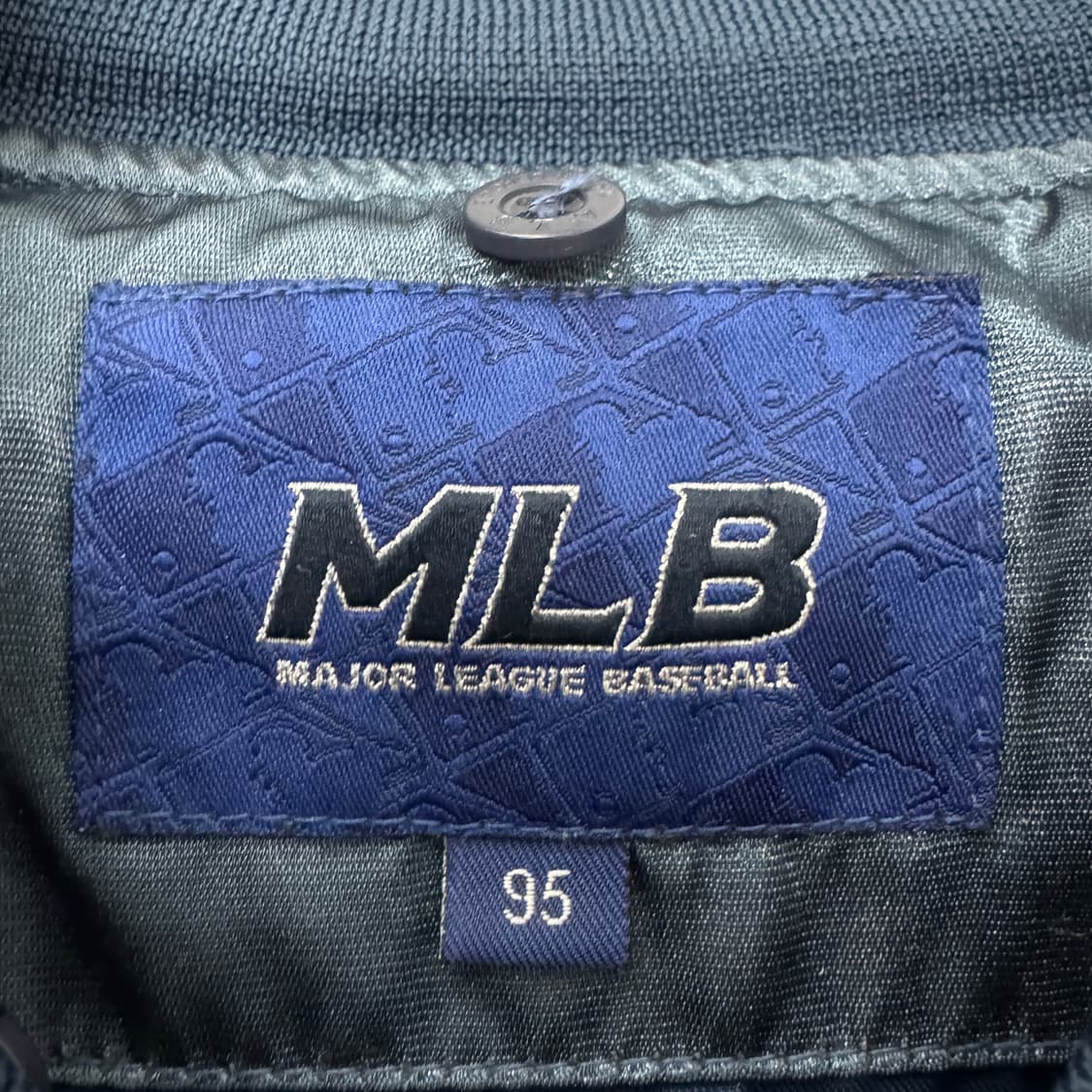 MLB 양키스 올드스쿨 사틴 바시티 자켓 상품이미지5