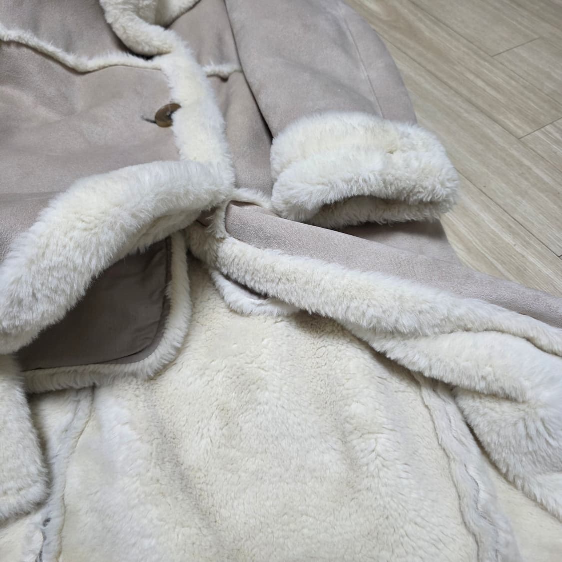 백화점 LYNN KL)겨울 스웨이드 무스탕 로맨틱 핑크베이지 롱코트 상품이미지6