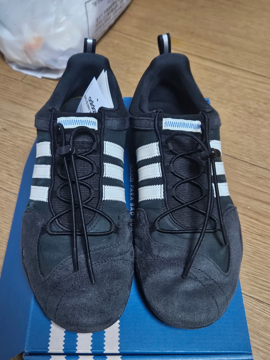 아디다스 x 배드버니 발레리나 베니토 275 상품이미지3