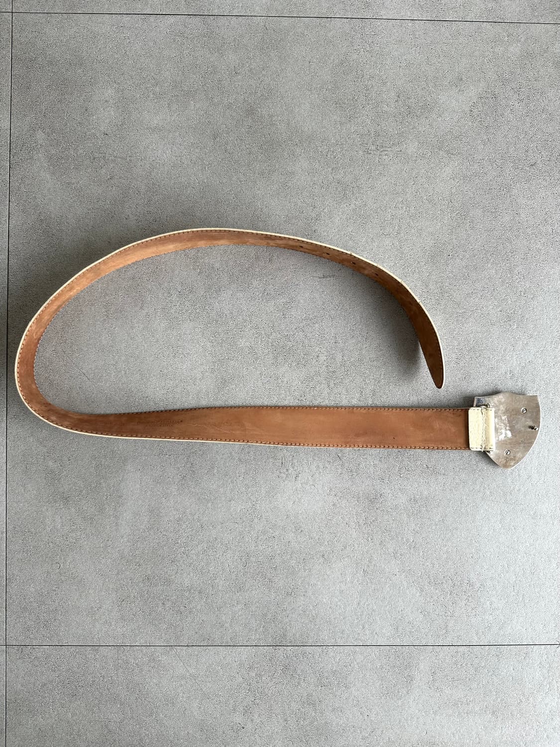 돌체앤가바나 실드 버클 레더 벨트 상품이미지4