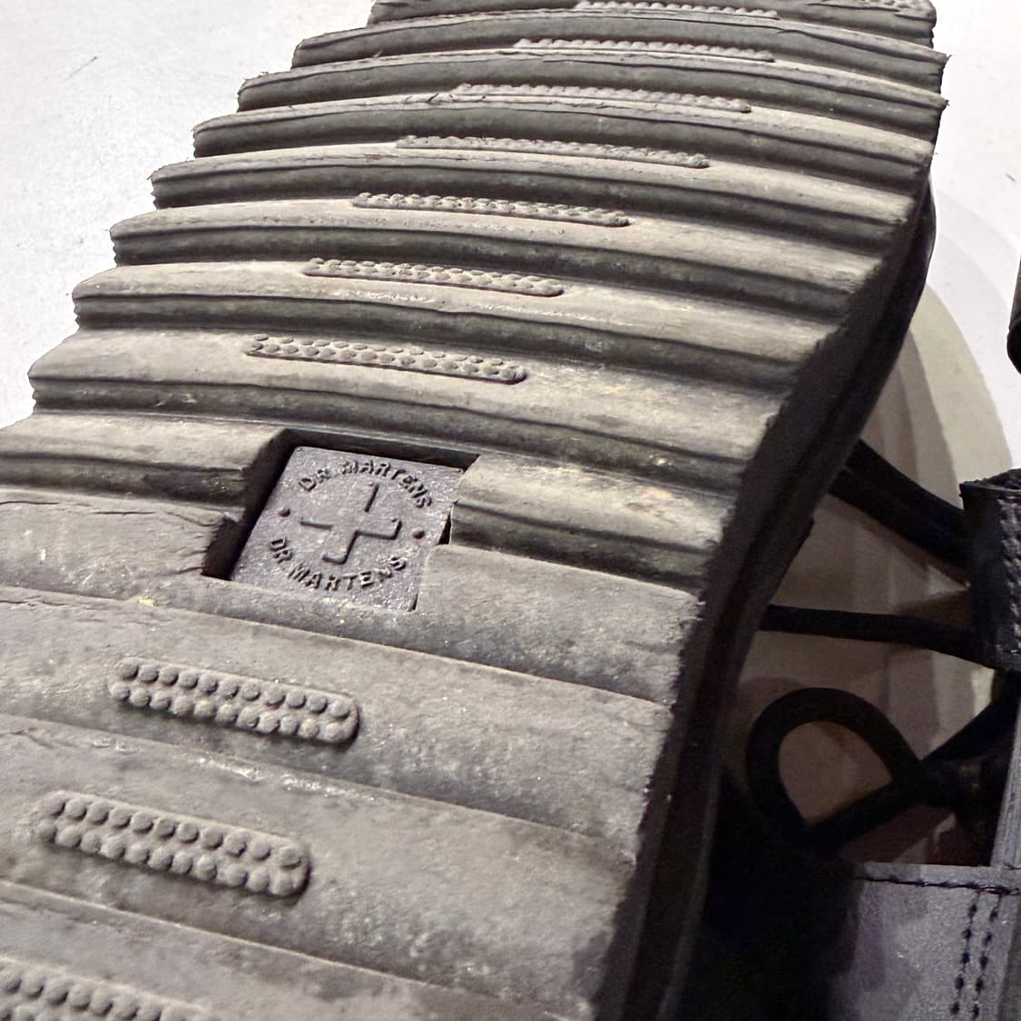 [240mm] 닥터마틴 나틸라 샌들 상품이미지9