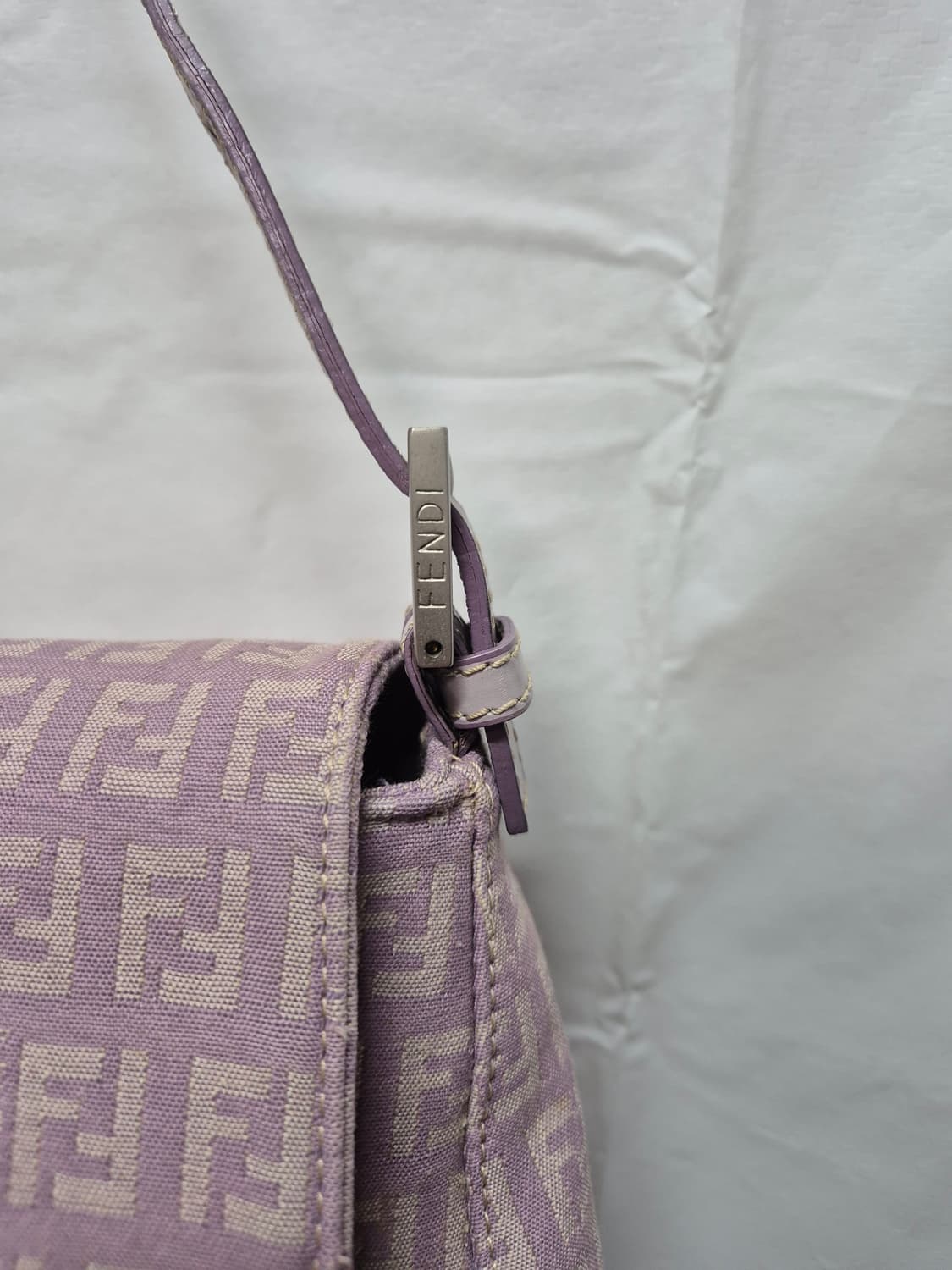 펜디 핑크 바게트백 상품이미지3