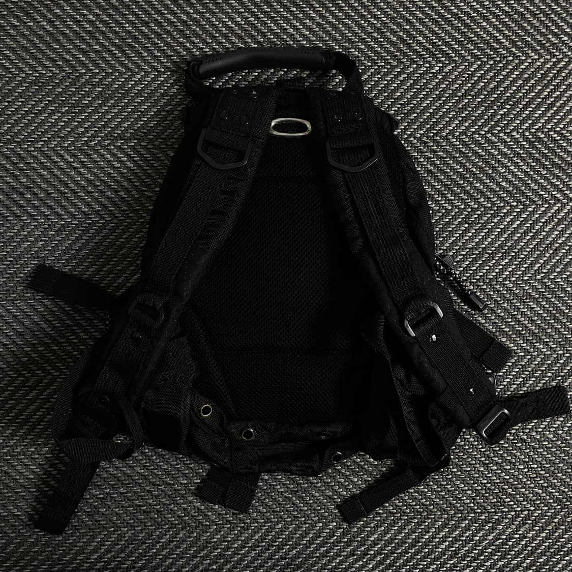 오클리 아이콘 3.0 테크니컬 테크웨어 백팩y 3135 상품이미지4