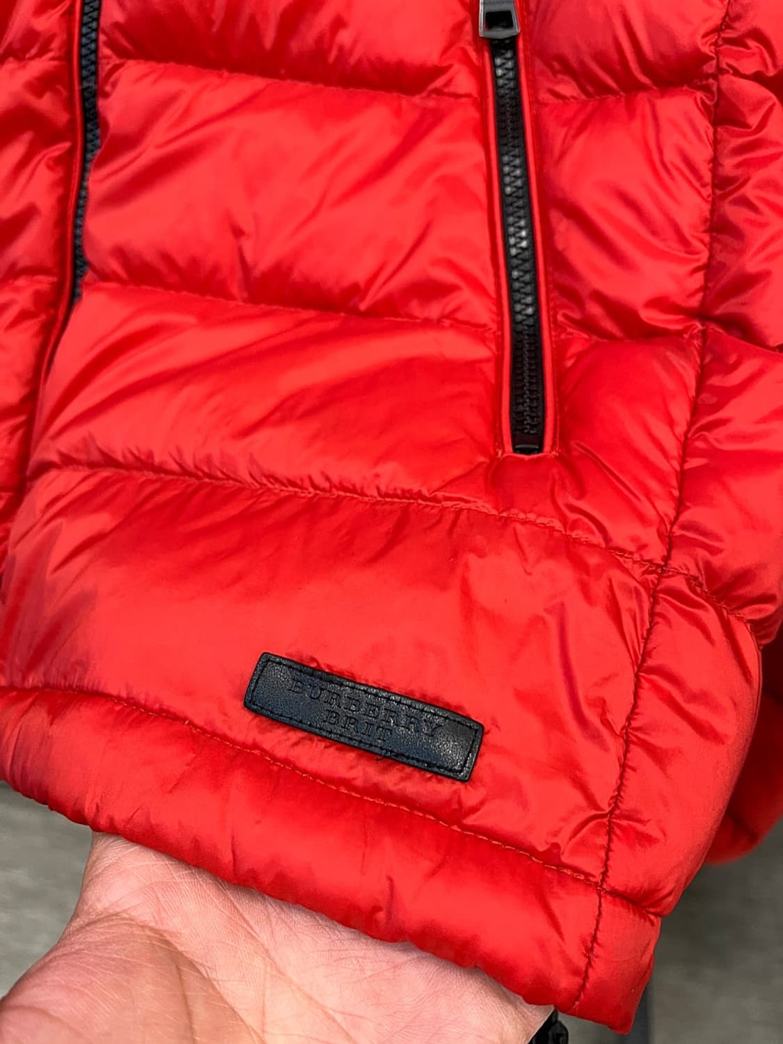 105) 버버리 후드 경량다운  상품이미지4