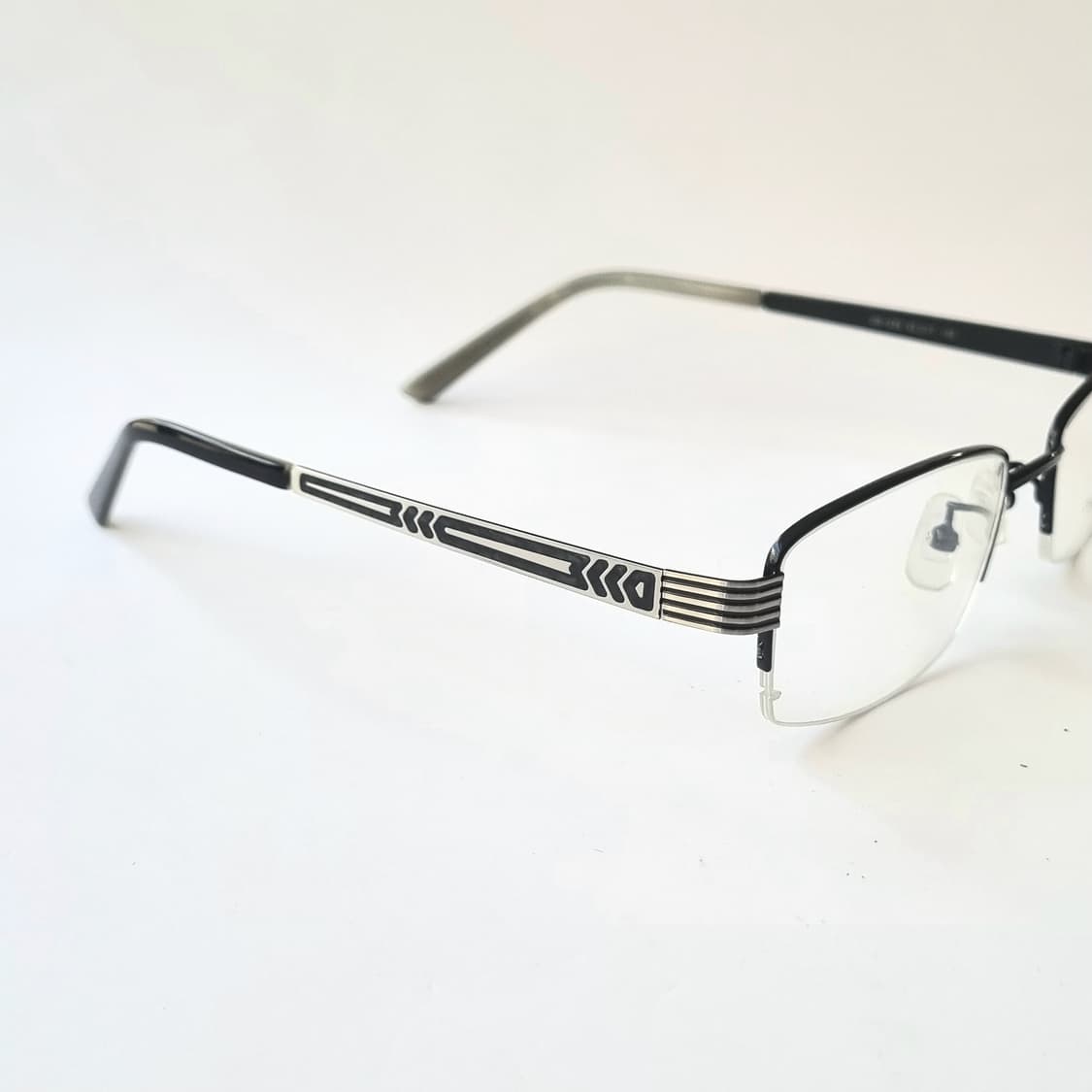 데드스탁 긱시크 가벼운 반무테 안경테  574 상품이미지8