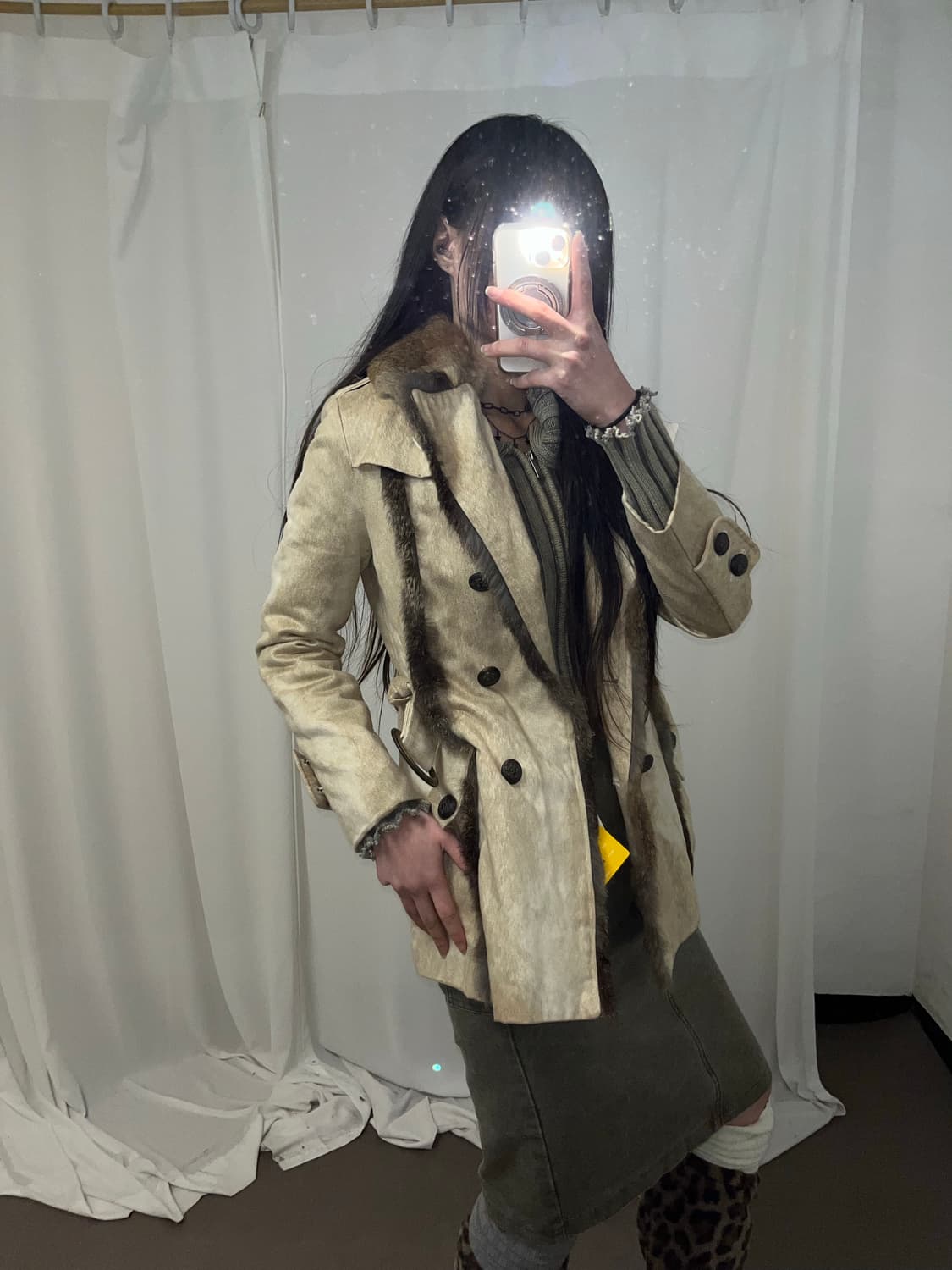 베이지 래빗퍼 트리밍 코트 상품이미지5