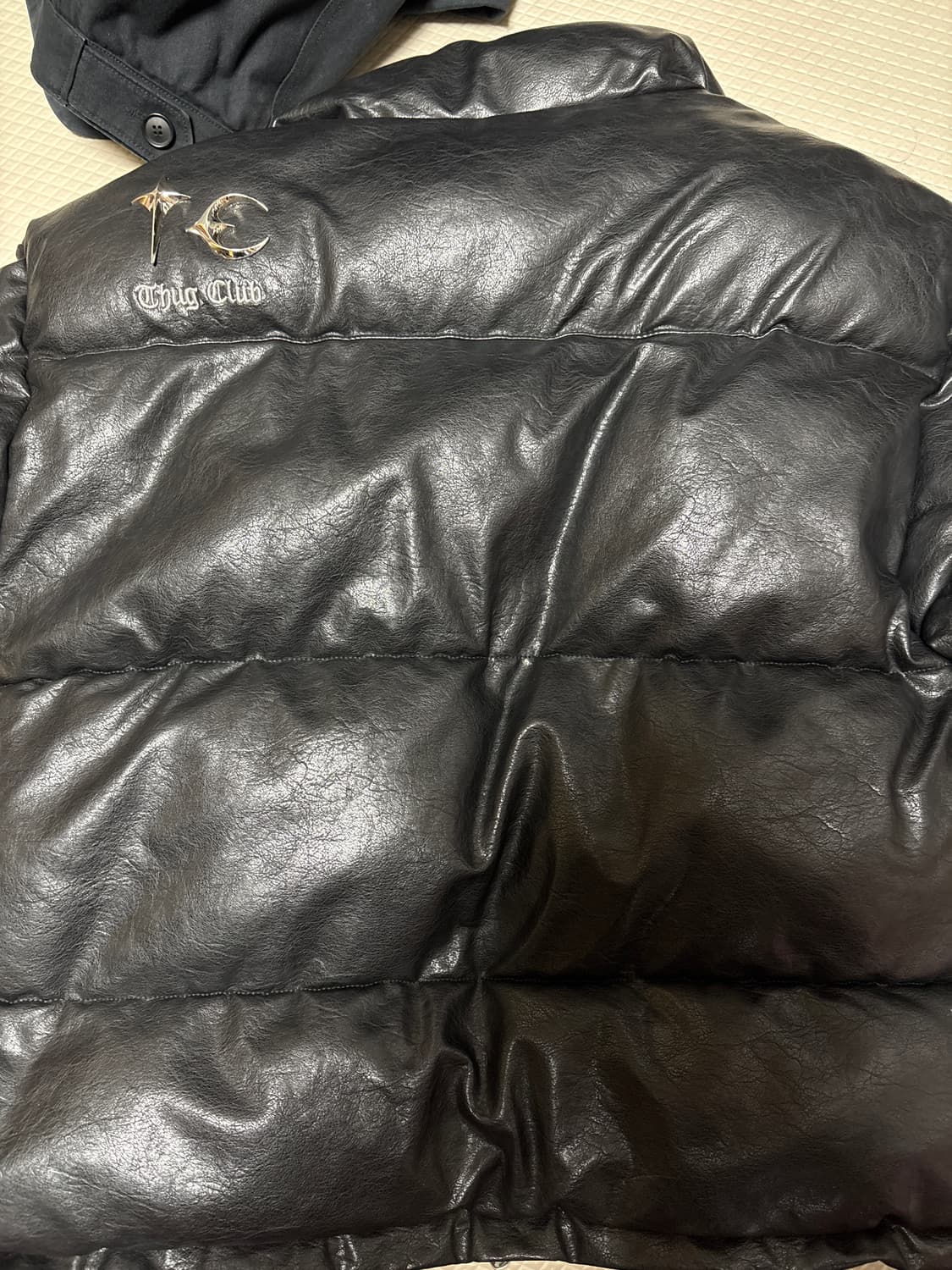 떠그클럽 레더 패딩 3사이즈 상품이미지3