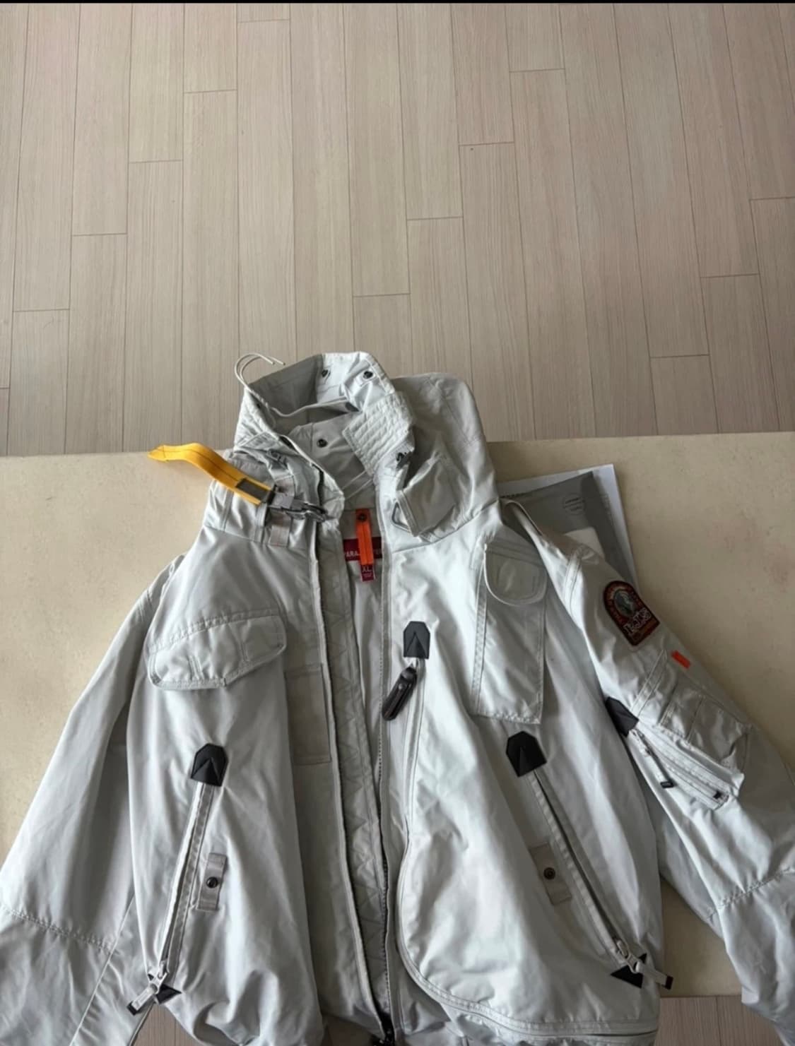 파점 라이트 핸드 마스터피스 22fw 상품이미지1