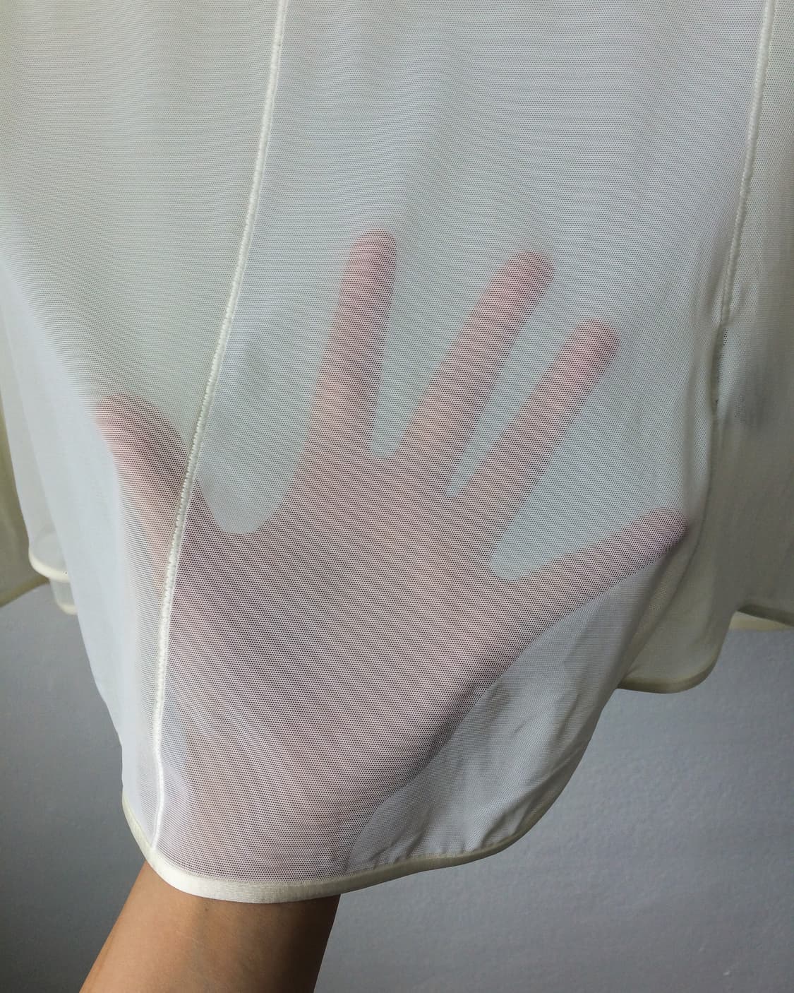 Line detail see through mesh top 상품이미지5