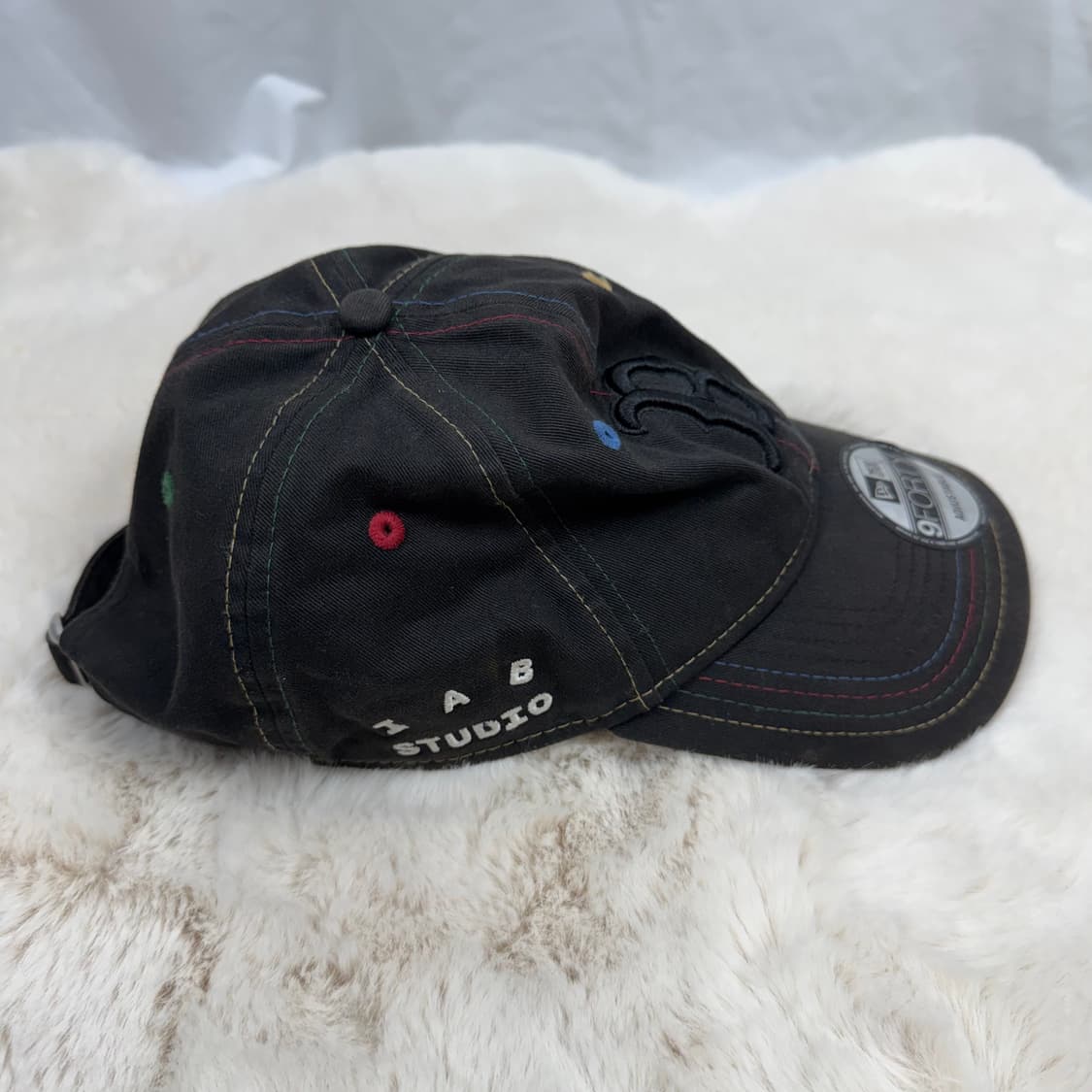 OS) 아이앱 스튜디오 x 뉴에라 보스턴 레드삭스 캡 상품이미지3