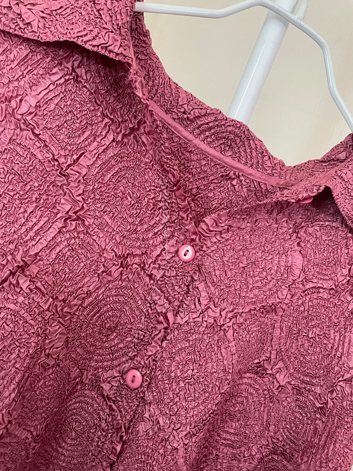 링클 프릴 핑크 블라우스 상품이미지3