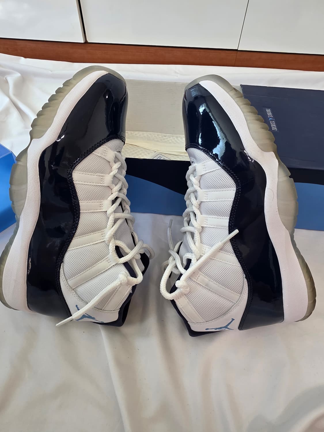 조던 11 레트로 윈라이크82 UNC 상품이미지4