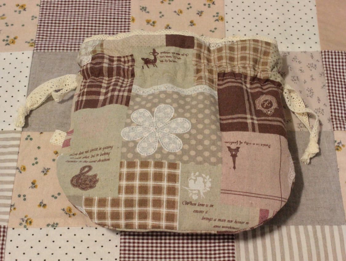 핸드메이드 패치워크 무늬 레이스 스트링 파우치 상품이미지10