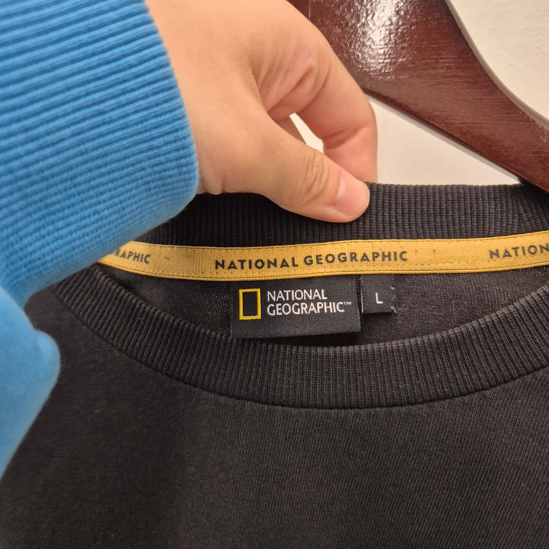 내셔널지오그래픽 긴팔티 L 상품이미지3