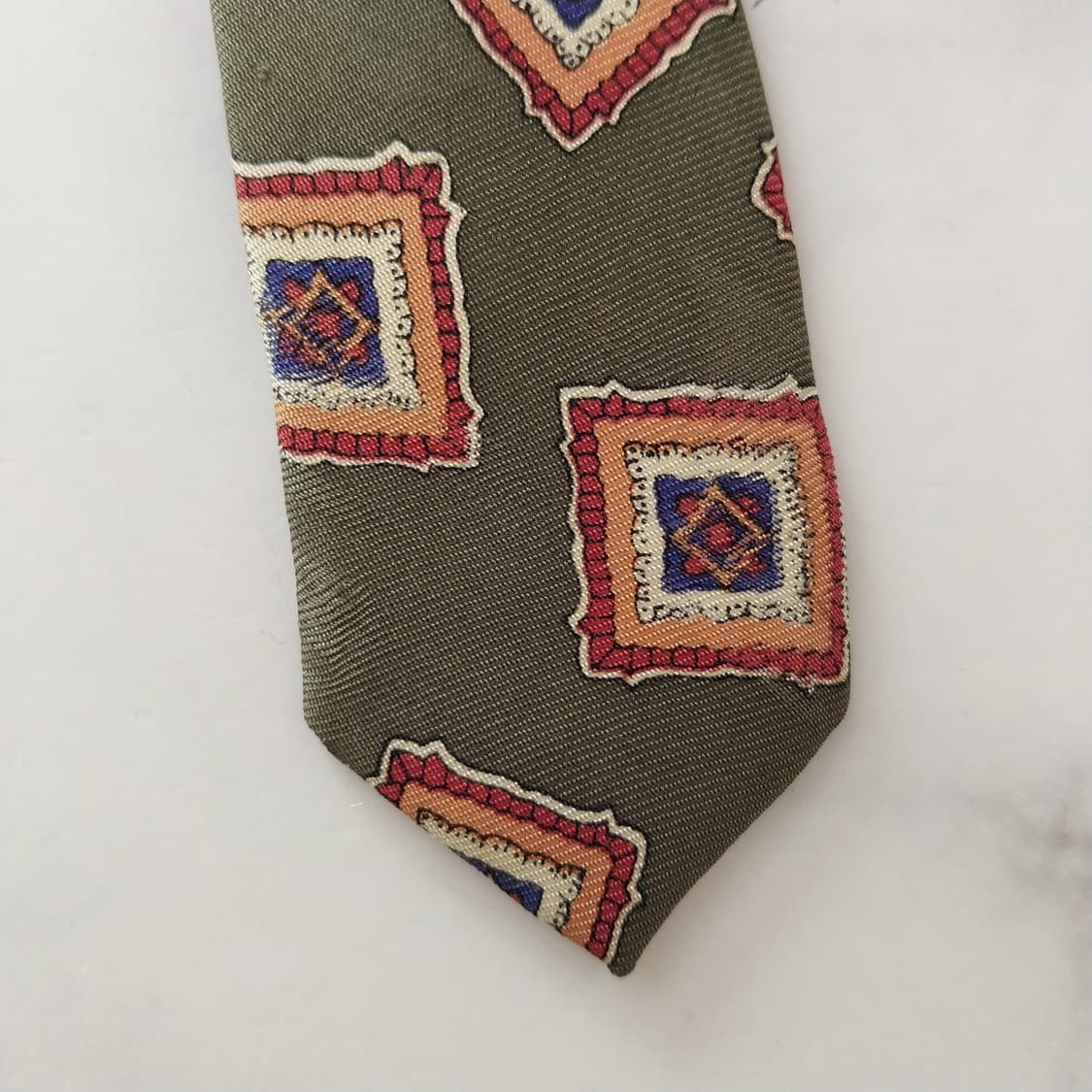 피에르 발망 실크 그린 패턴 넥타이 9.7cm A등급 K1671
 상품이미지9