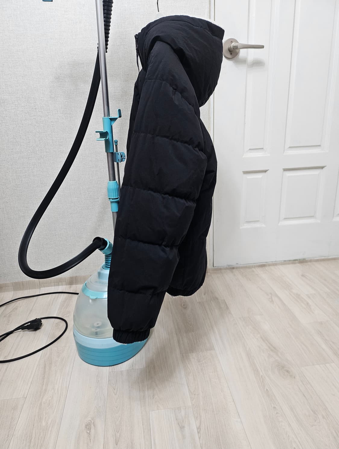 (95~100)M☆초대장급 아이더 리버시블[화이트블랙]구스다운 후리스패딩 상품이미지4