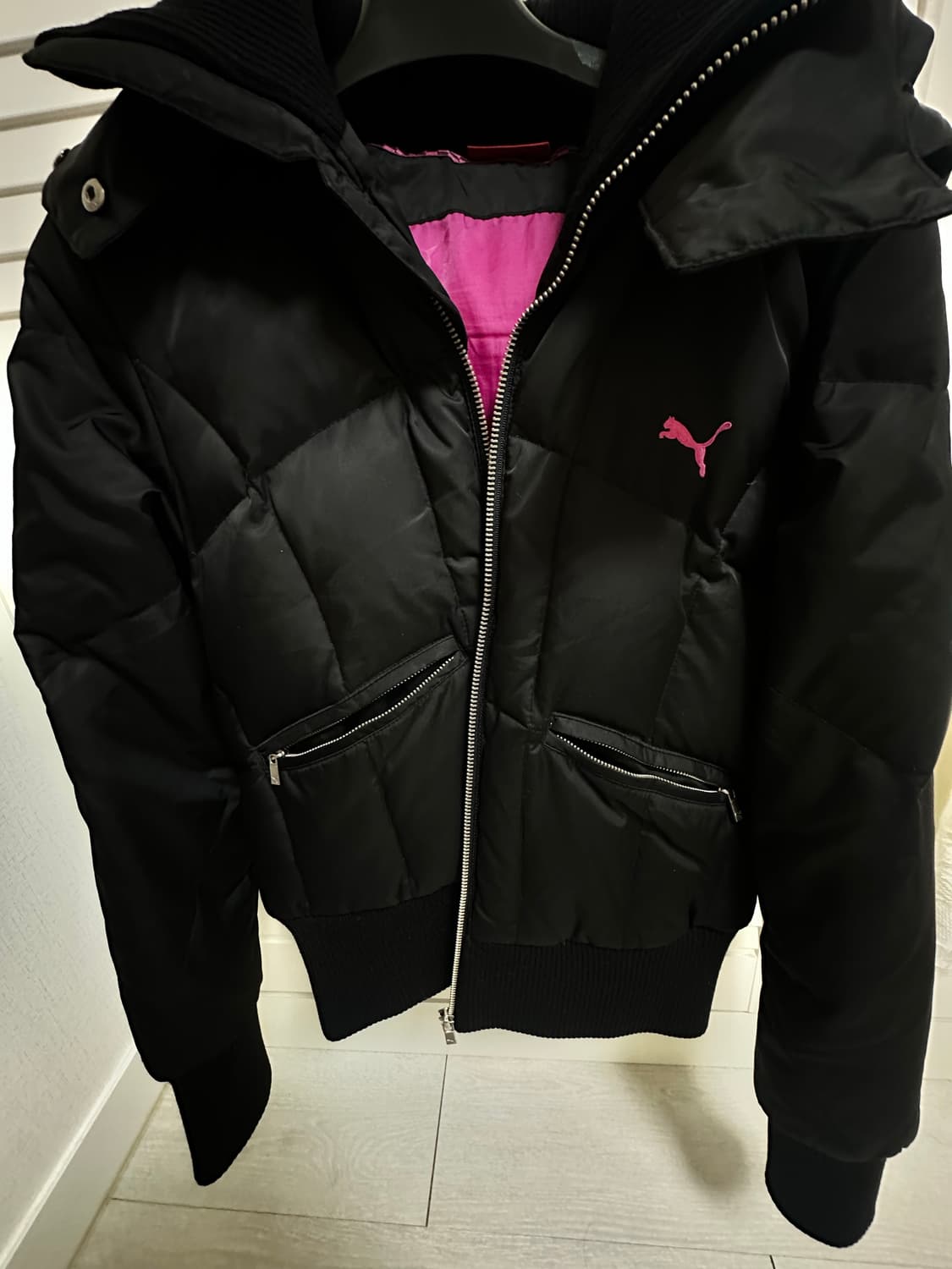 퓨마 핑크로고 빈티지 패딩 상품이미지1