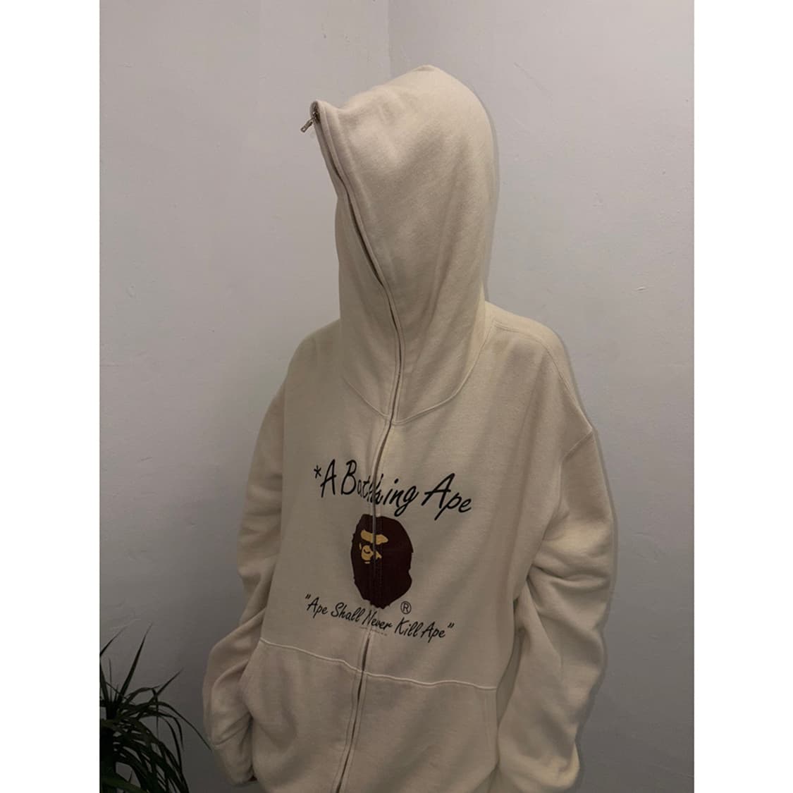  A BATHING APE Beige Logo Hoodie 상품이미지4
