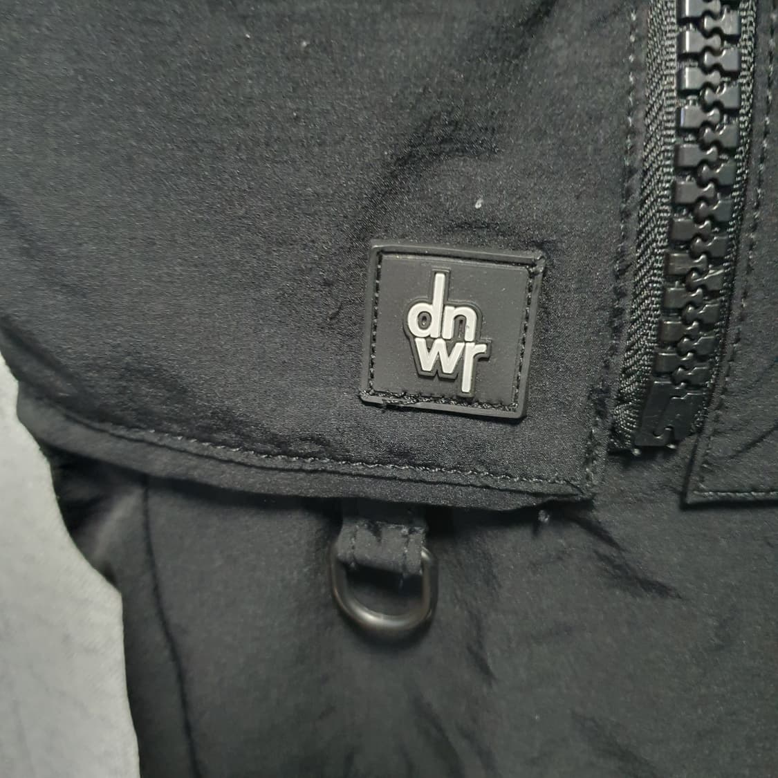 자라 DNWR 블랙 카고 조거팬츠    상품이미지3