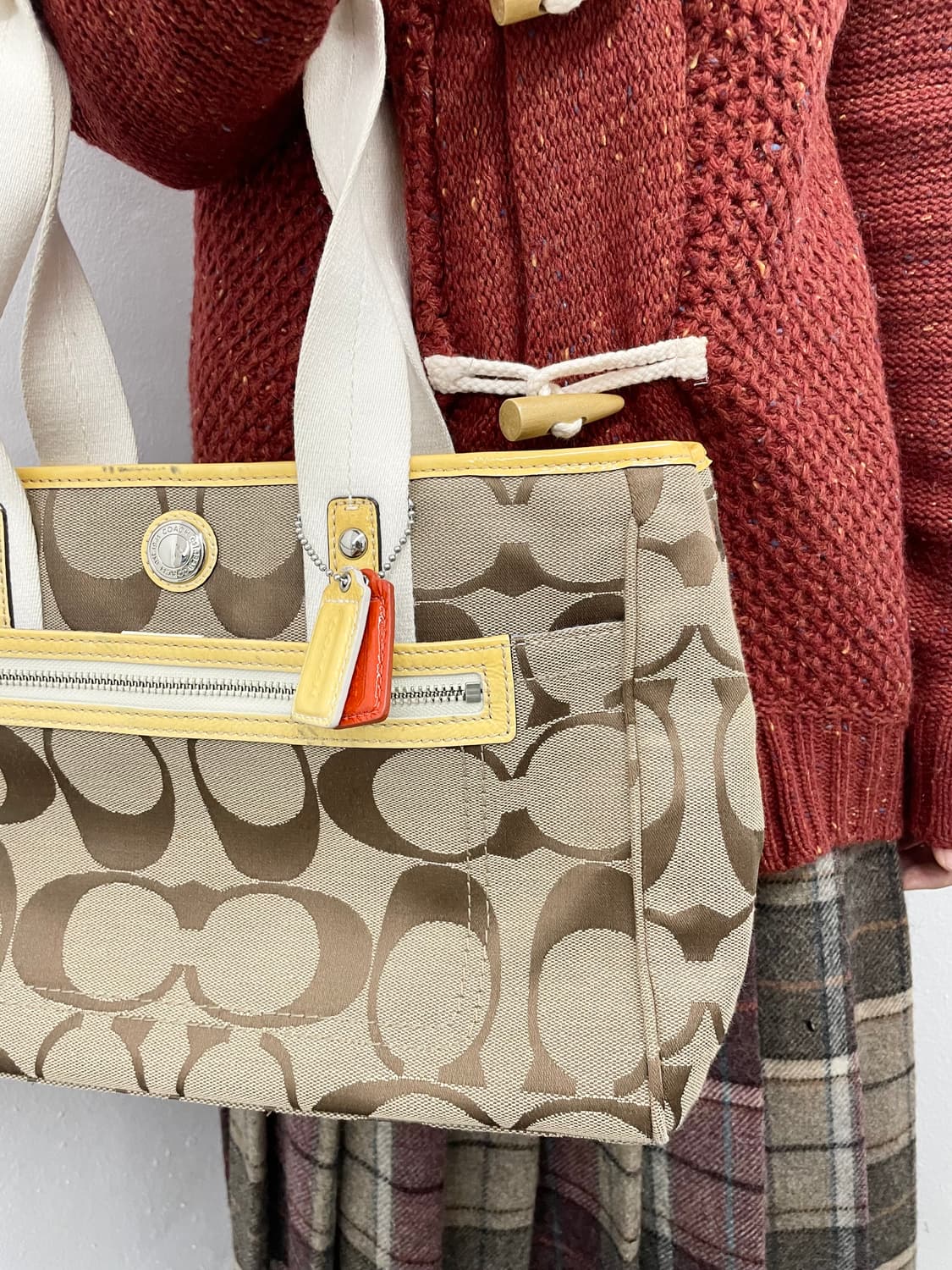 코치 자카드 시그니처 숄더백  상품이미지3