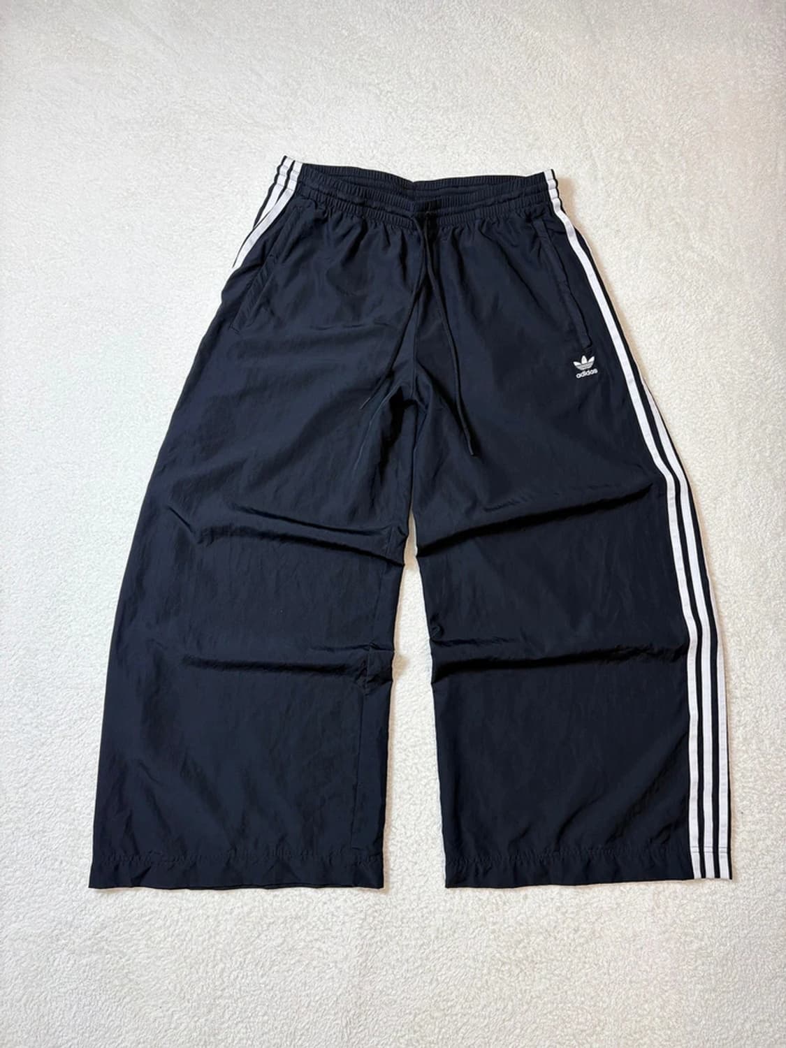아디다스 25ss 오버사이즈 퍼티그 트랙 팬츠 pn6156 상품이미지1