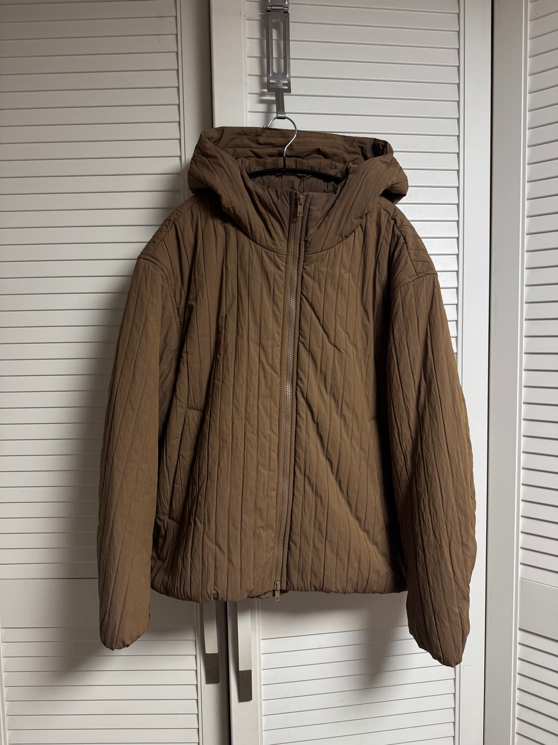 25FW TNGT 경량 패딩 브라운 오버핏 100 상품이미지1