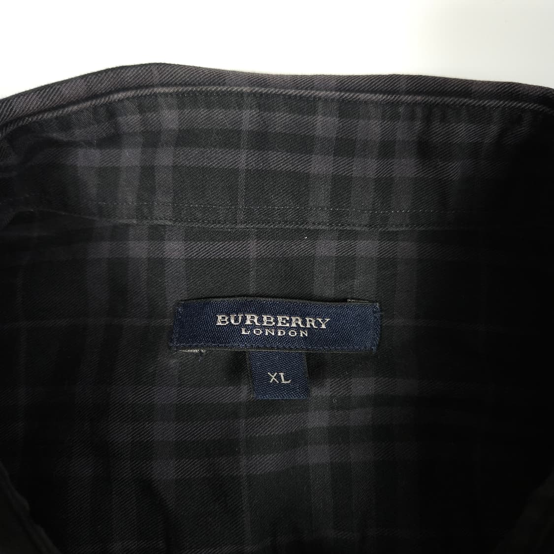 버버리 체크 셔츠  상품이미지3