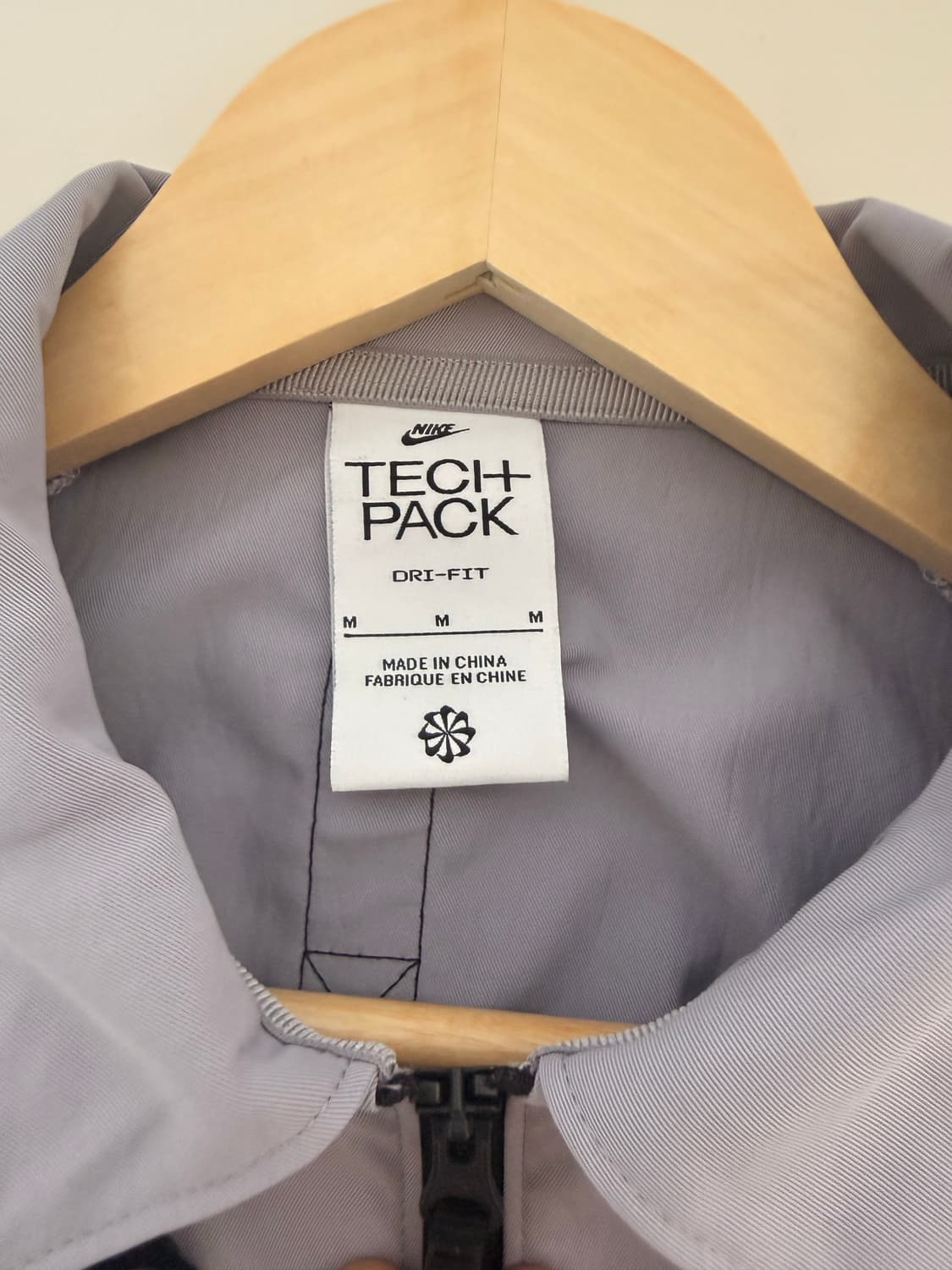 나이키 (nike)우먼스 테크팩 드라이핏 재킷 상품이미지2