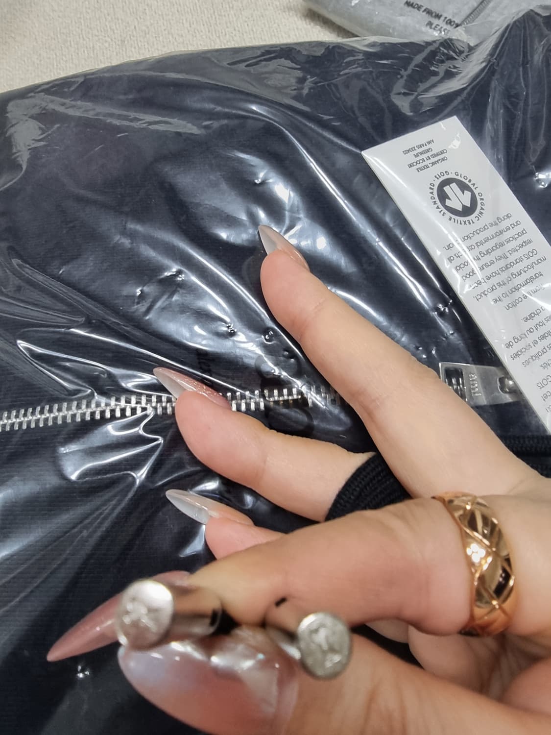 2026최신상매장제품)아미후드집업 상품이미지3