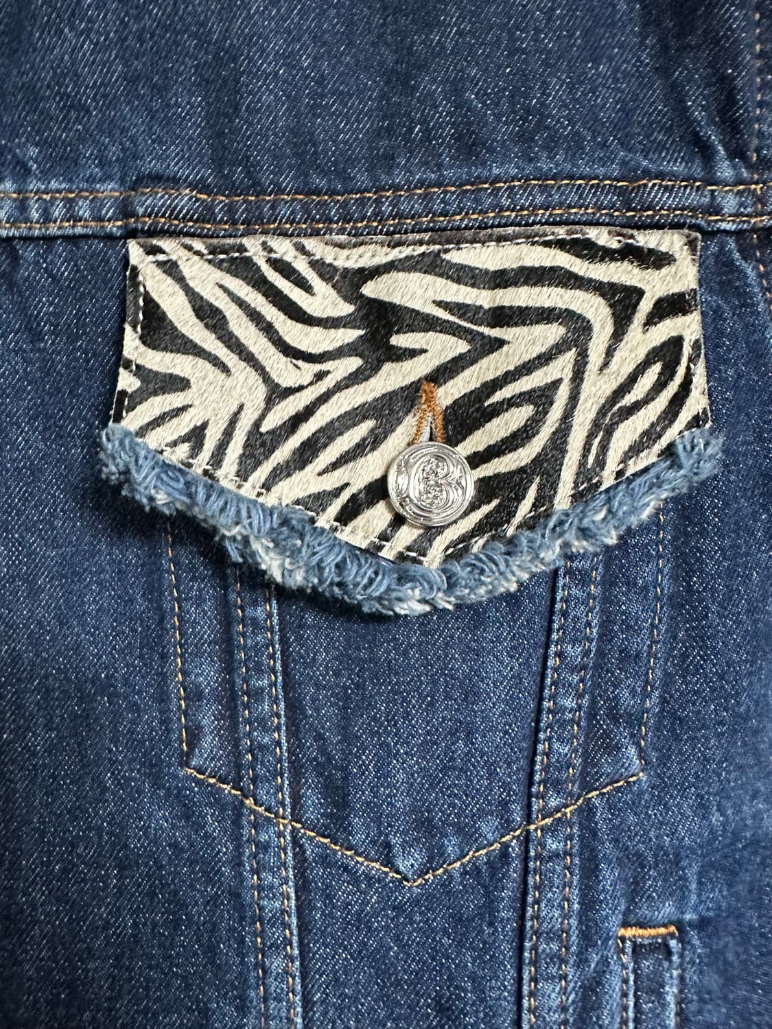 Bluemarble zebra denim jacket 상품이미지4
