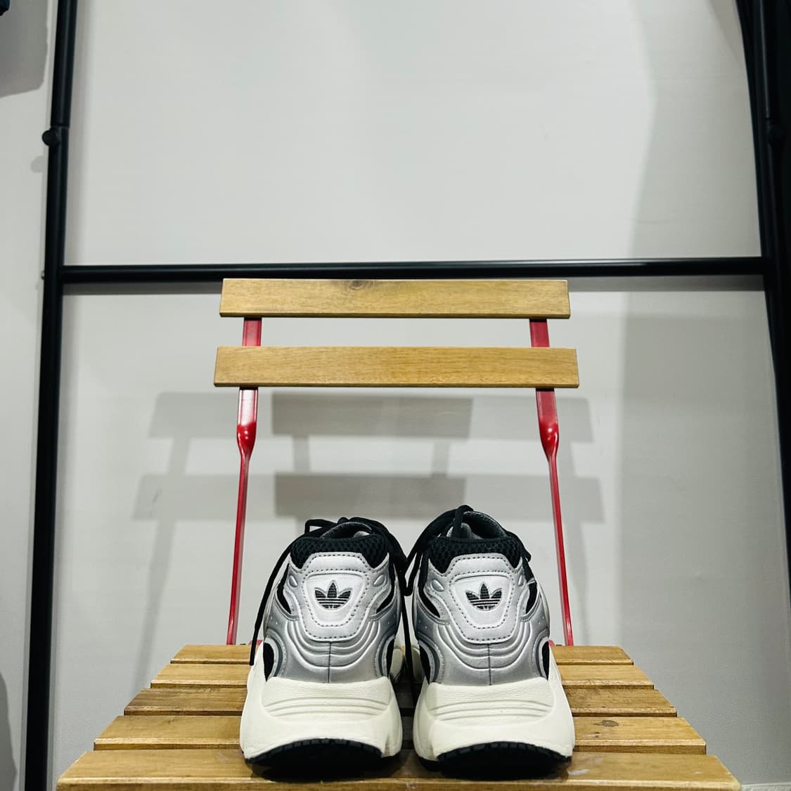 285) 아디다스 운동화 남성 남자 신발 오즈밀렌 코어 블랙 그레이 상품이미지4