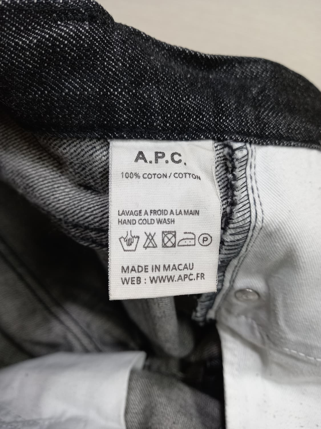 29 A.P.C Macau 슬림일자진 블랙 29-524 상품이미지8