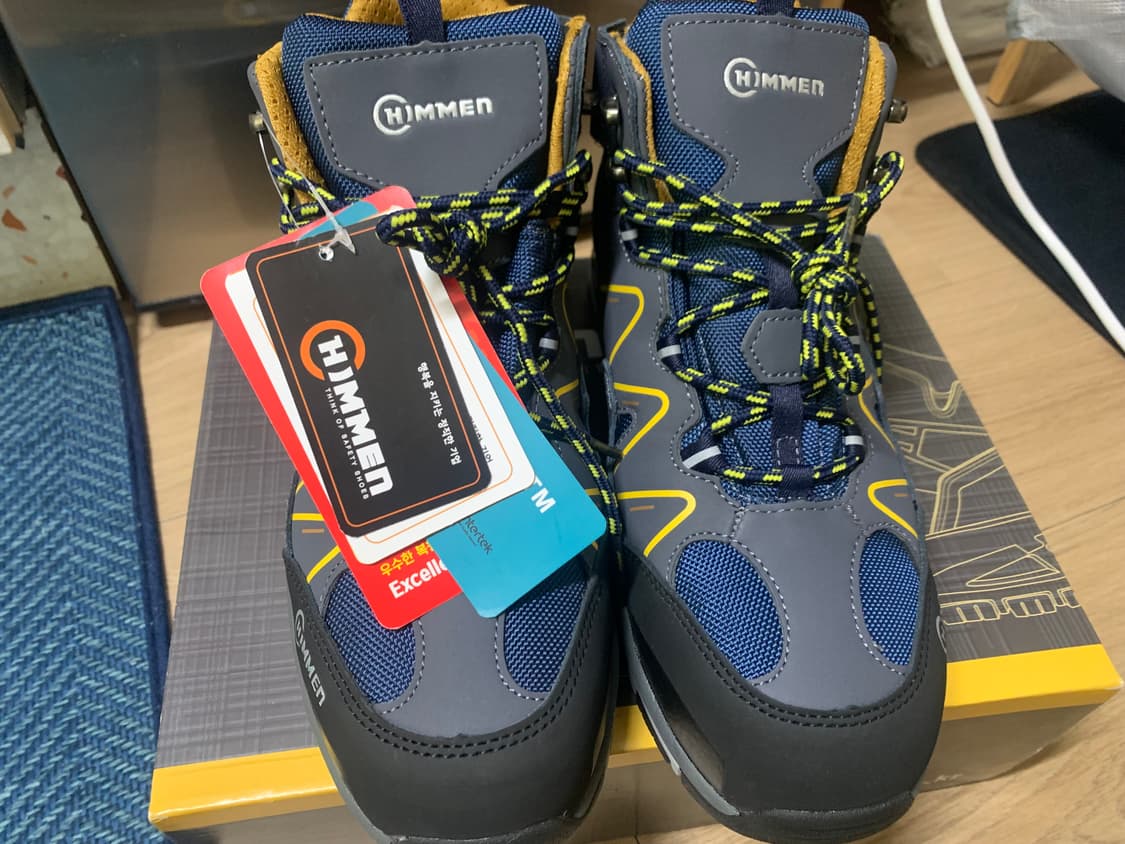 힘맨안전화 새상품 지퍼경량 275 판매 합니다 상품이미지1