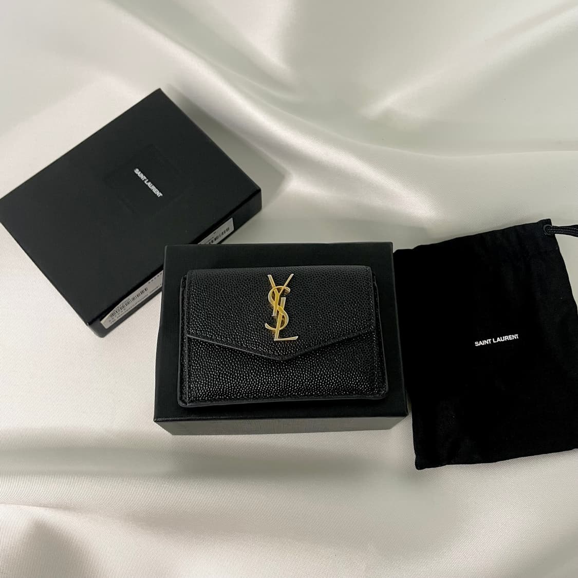 생로랑 업다운 카드지갑 풀박스 블랙 금장 A+급 풀박 상품이미지2