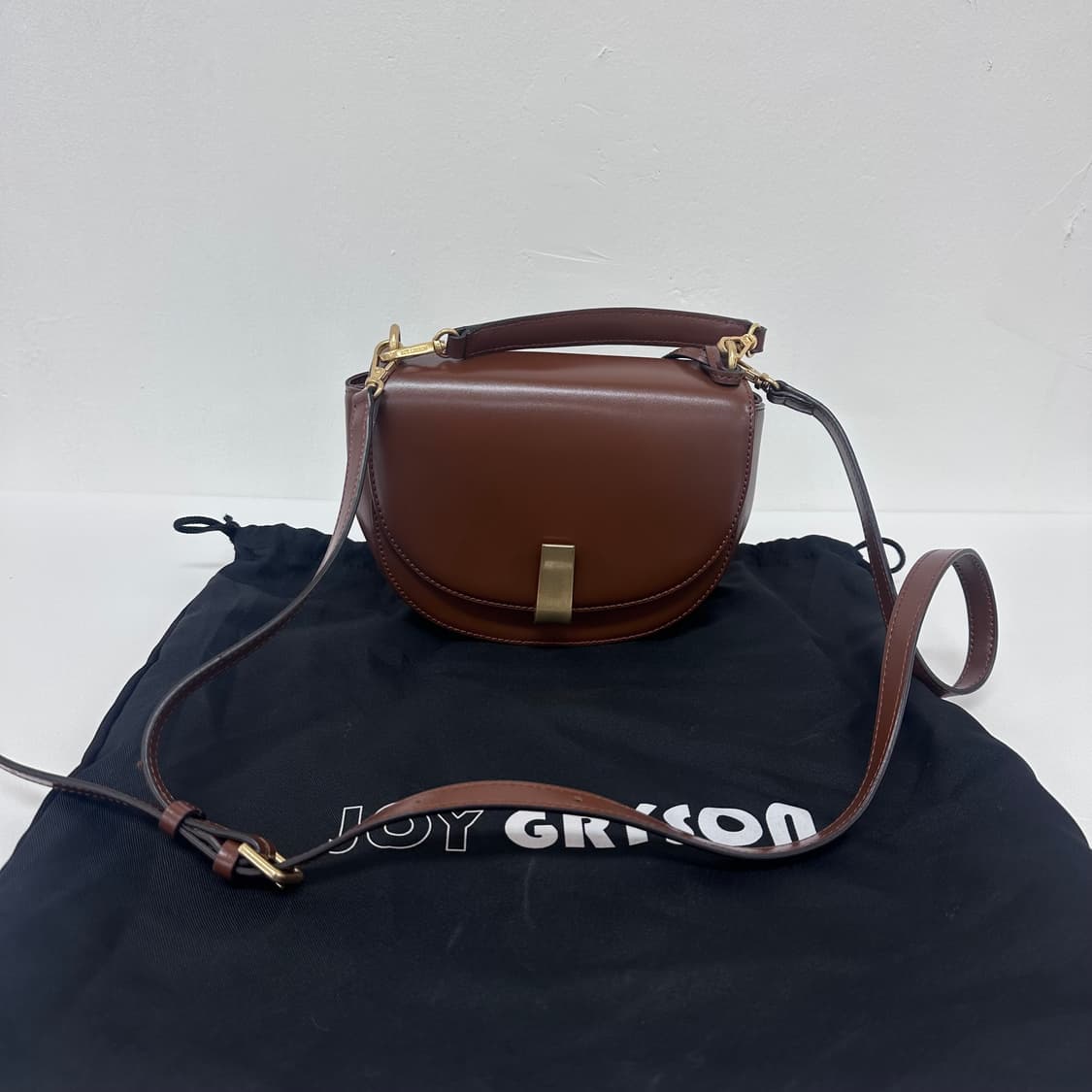 조이그라이슨 마고 미니 가죽 브라운 크로스백 가방 상품이미지1
