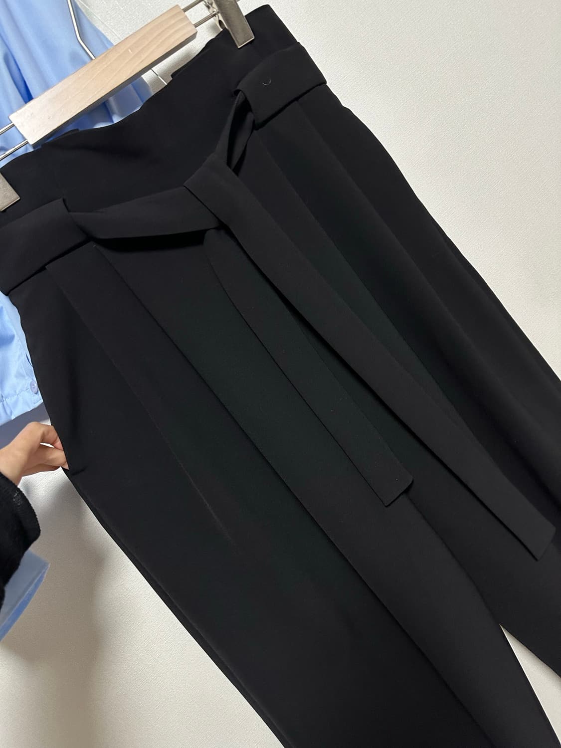 코스 투턱 벨티드 와이드슬랙스 상품이미지2