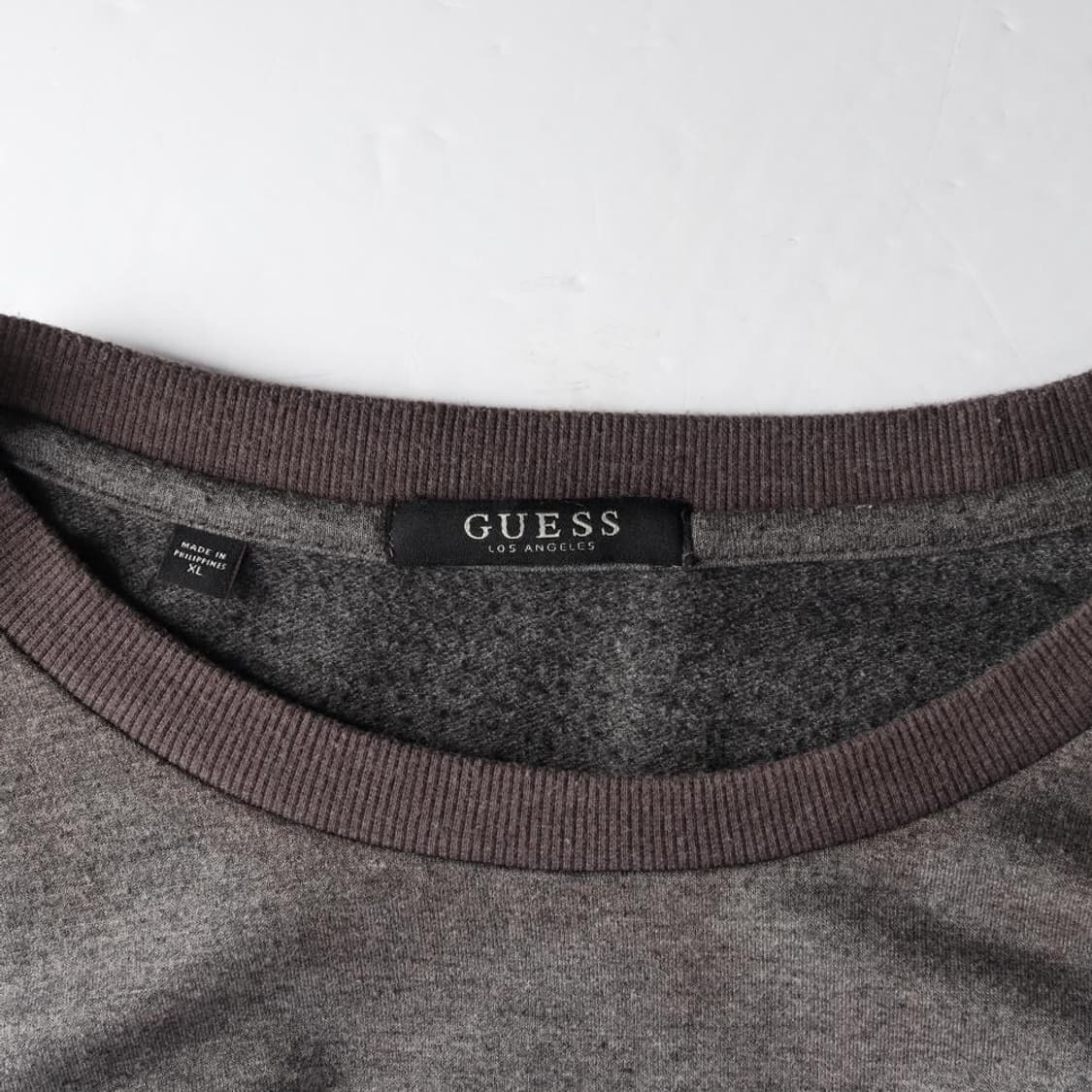 GUESS 게스 회색 맨투맨 (XL) 상품이미지5