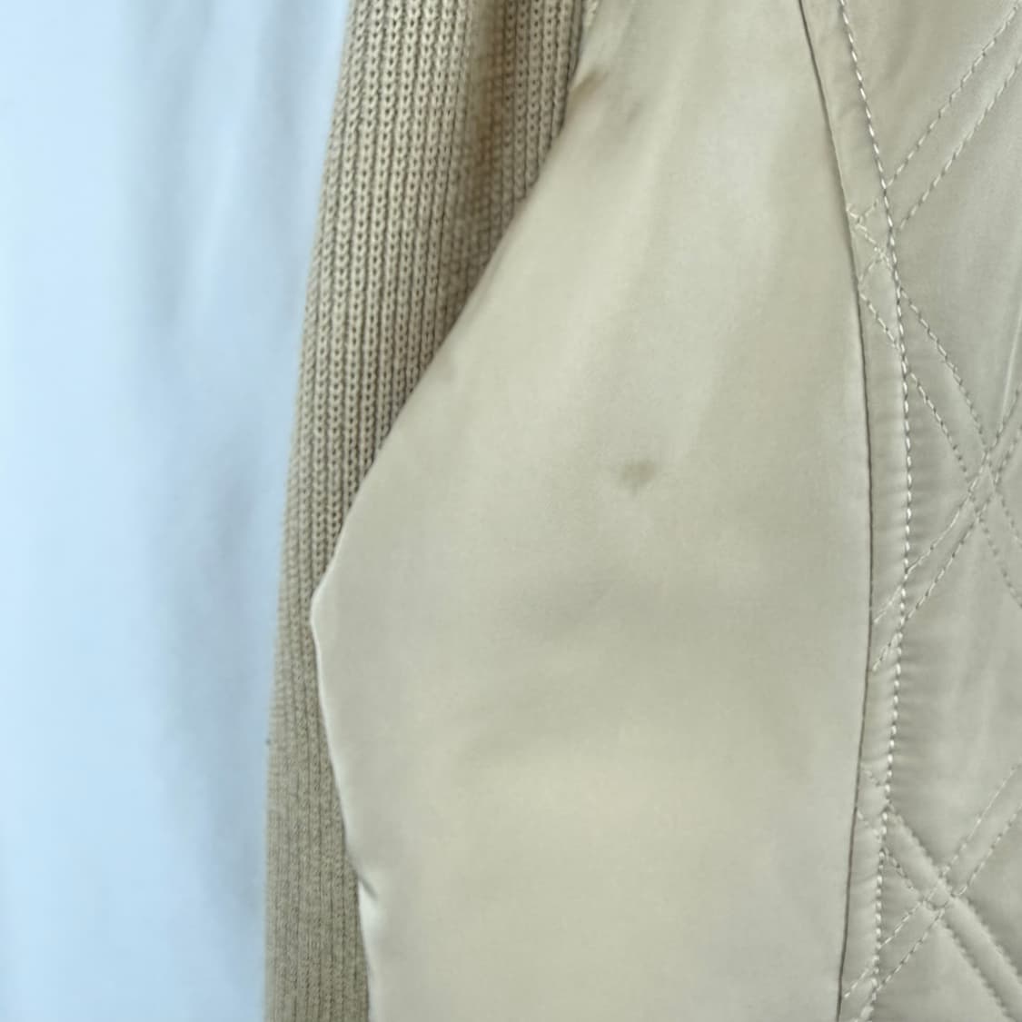 105) 닥스 퀄팅 니트 집업 베이지 상품이미지5