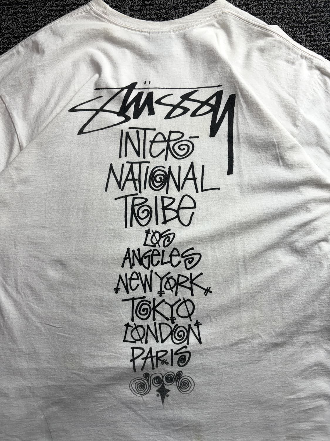 스투시 인터네셔널 트라이브 빅로고 반팔티 3815 상품이미지1